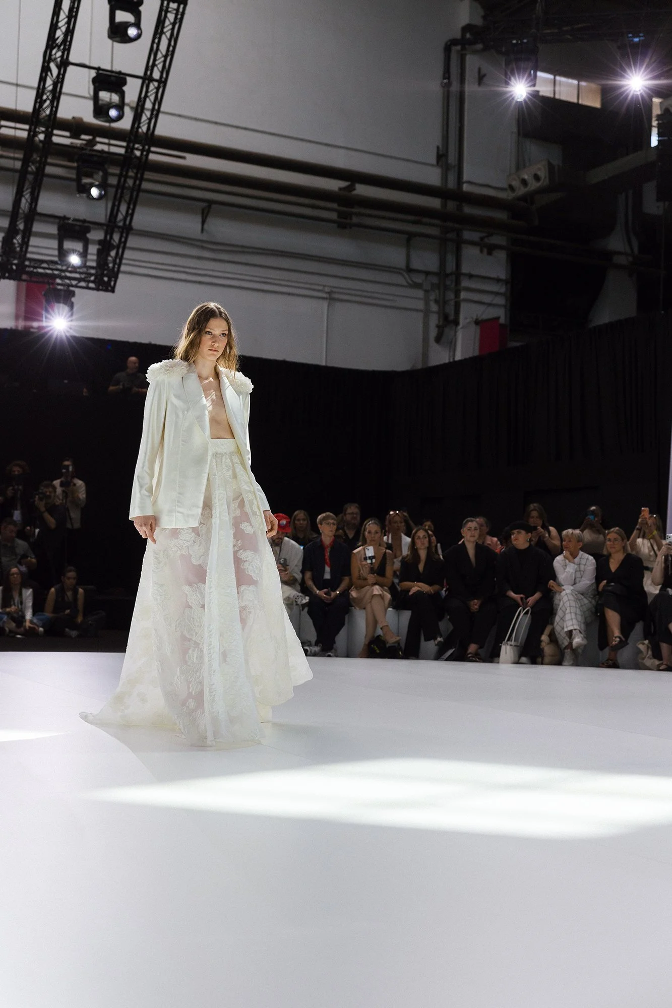 UNBRIDLED -STUDIO-BARCELONA-BRIDAL-FASHION-WEEK-RUNWAY-2026-22.jpg