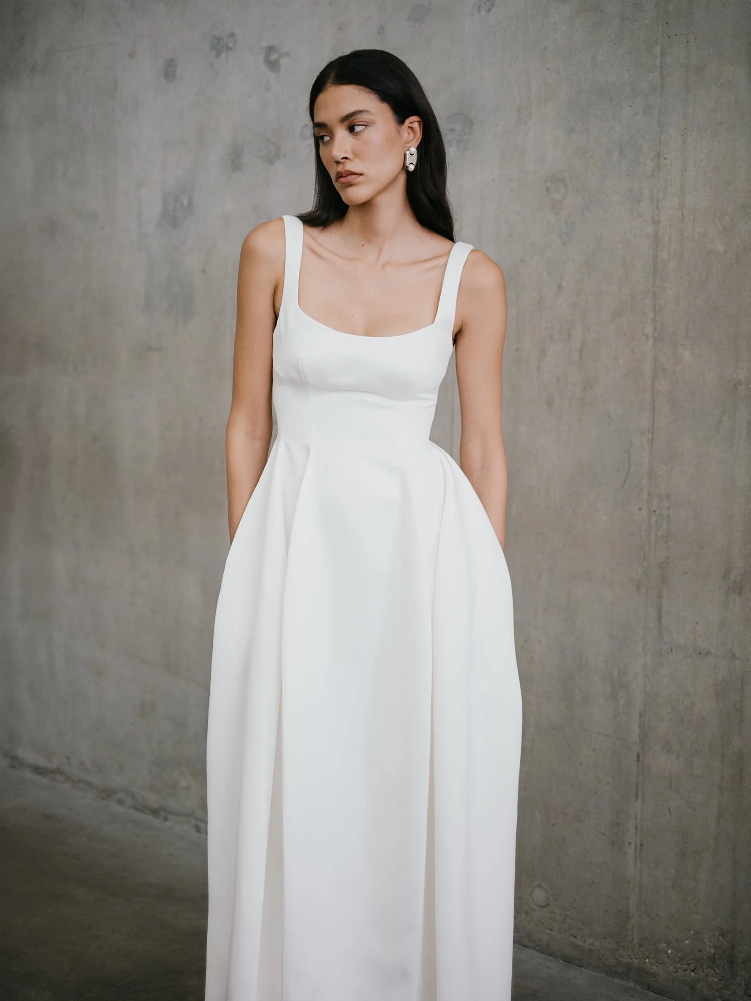 MODERN BALLGOWN WEDDING DRESS