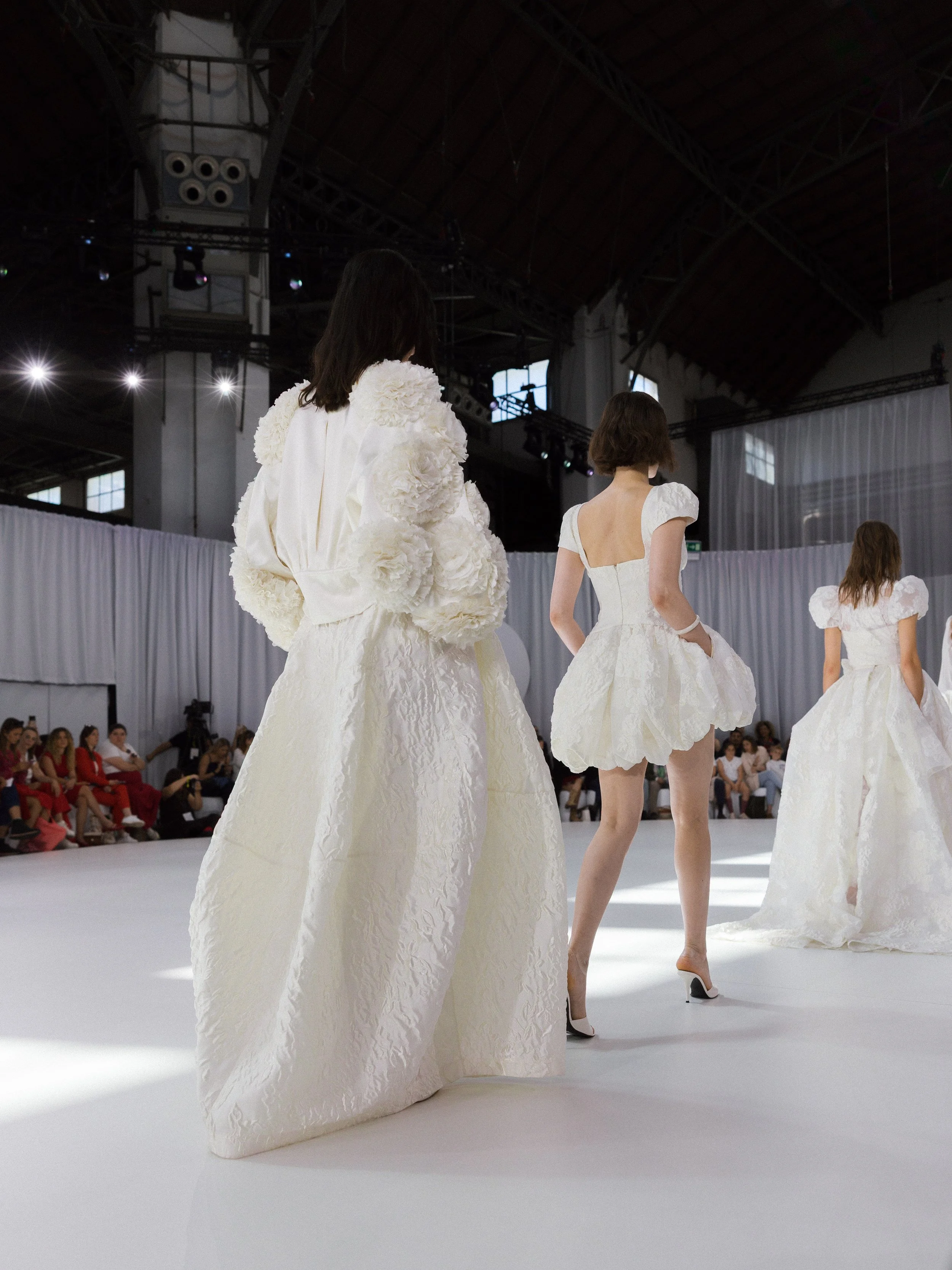 UNBRIDLED -STUDIO-BARCELONA-BRIDAL-FASHION-WEEK-RUNWAY-2026-29.jpg