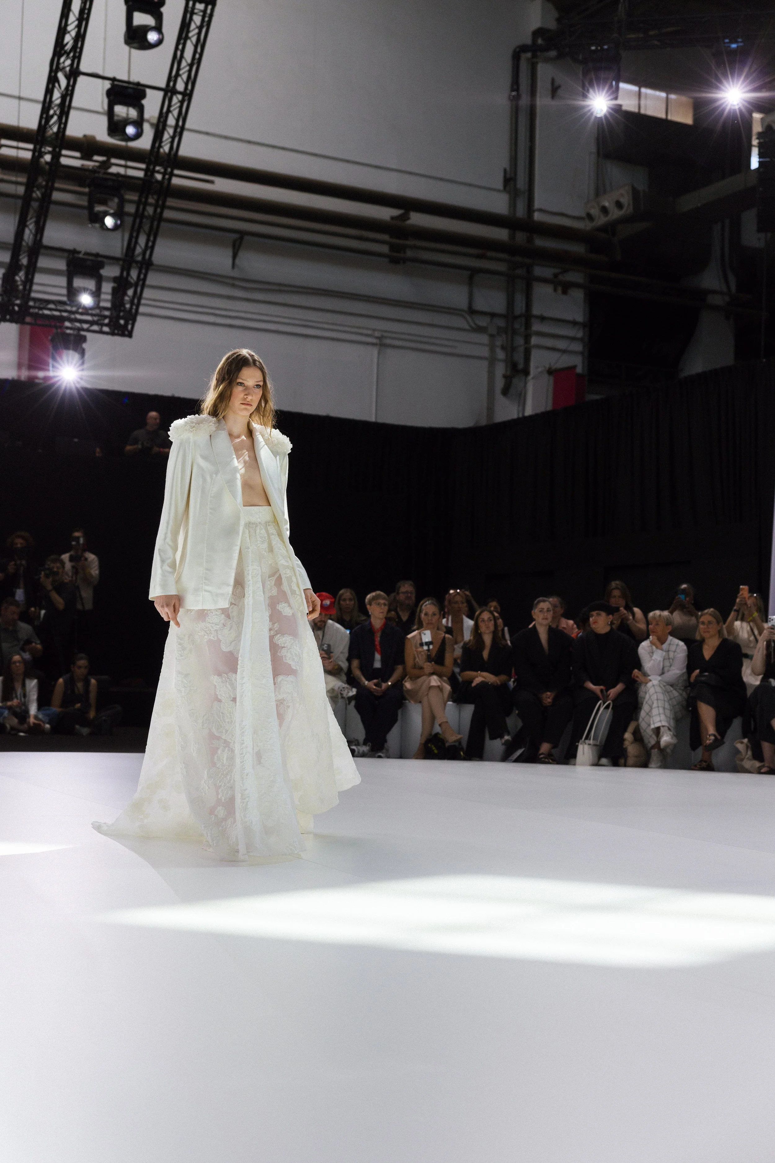 UNBRIDLED -STUDIO-BARCELONA-BRIDAL-FASHION-WEEK-RUNWAY-2026-22.jpg