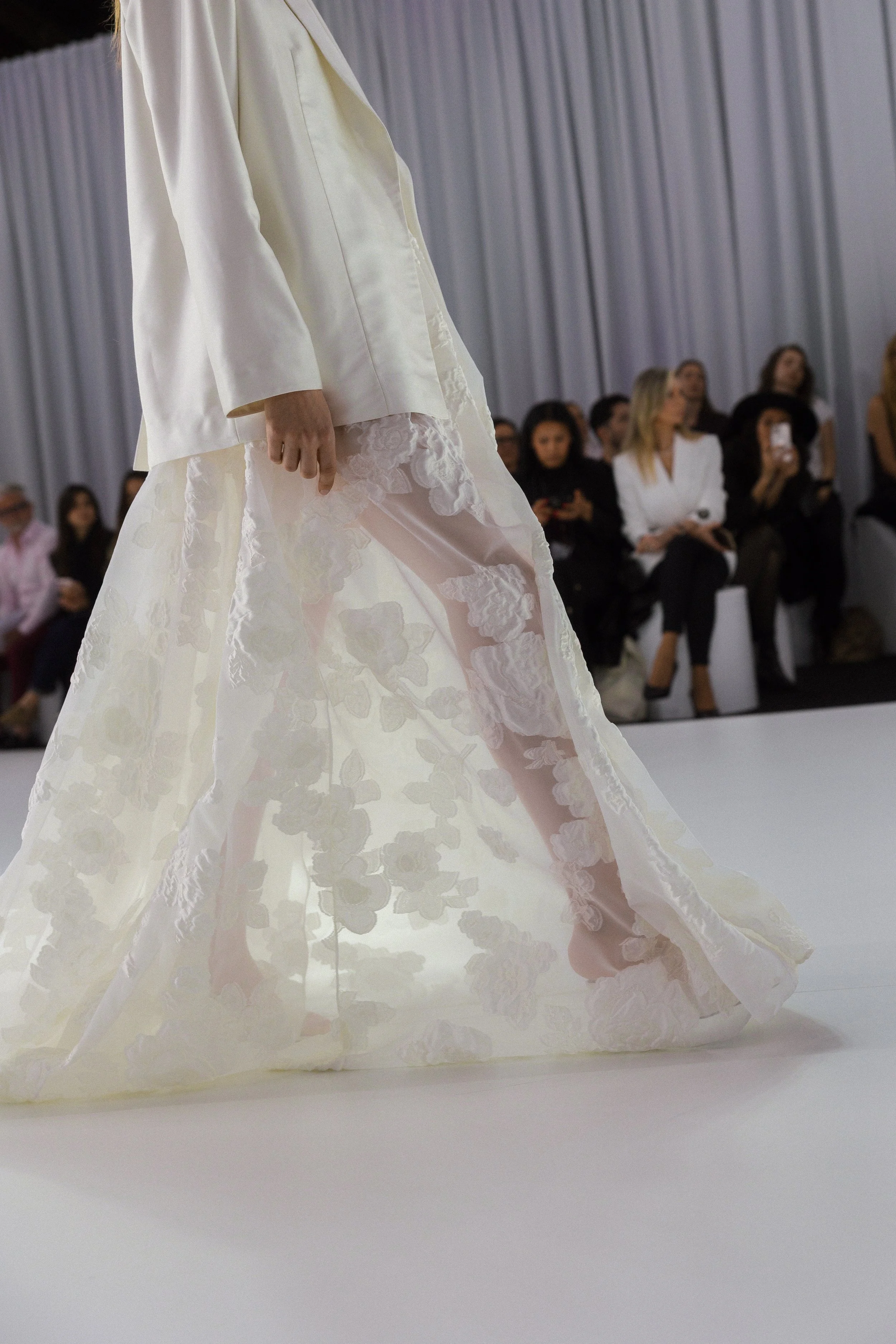 UNBRIDLED -STUDIO-BARCELONA-BRIDAL-FASHION-WEEK-RUNWAY-2026-24.jpg