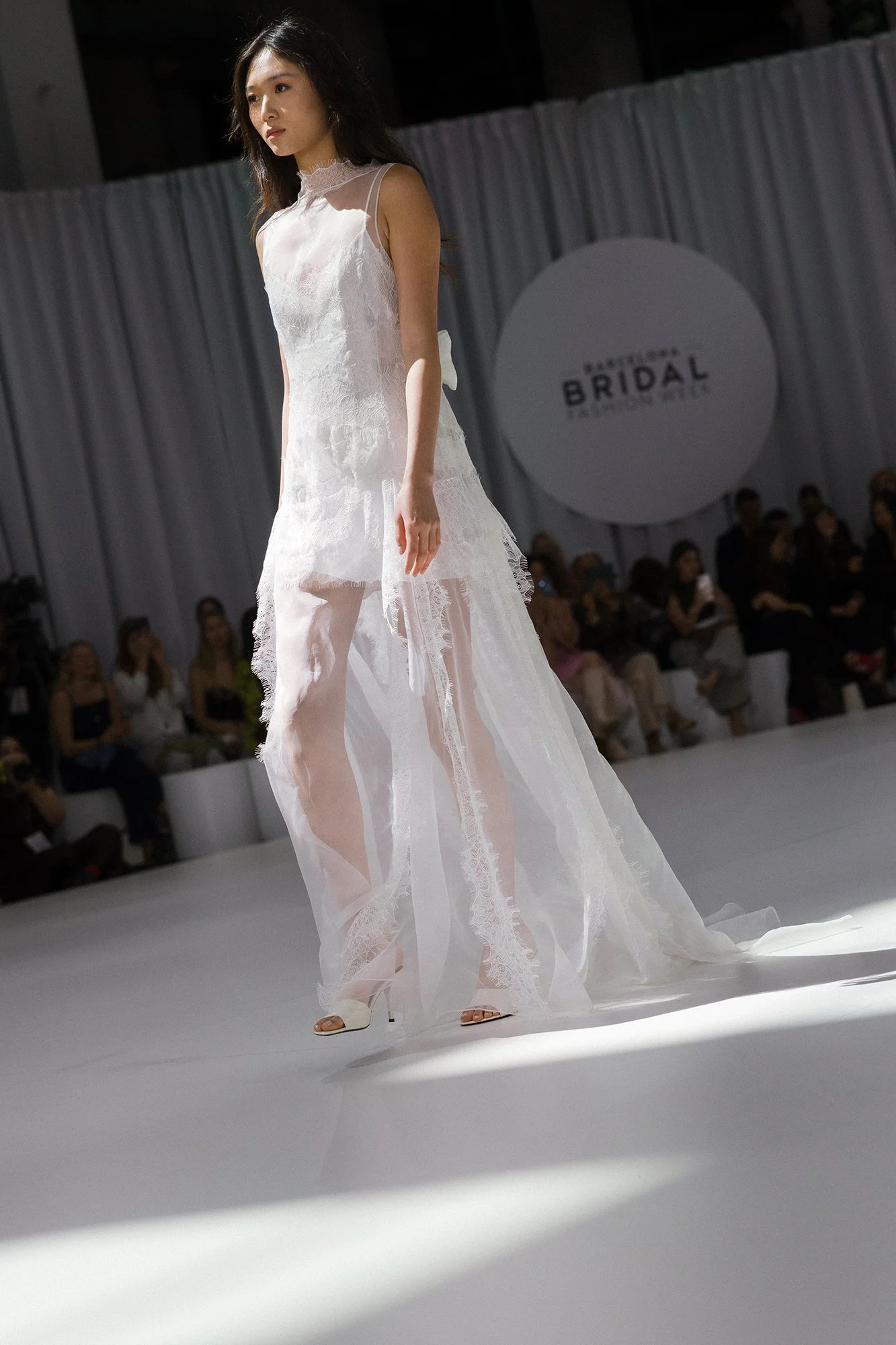 UNBRIDLED -STUDIO-BARCELONA-BRIDAL-FASHION-WEEK-RUNWAY-2026-1.jpg