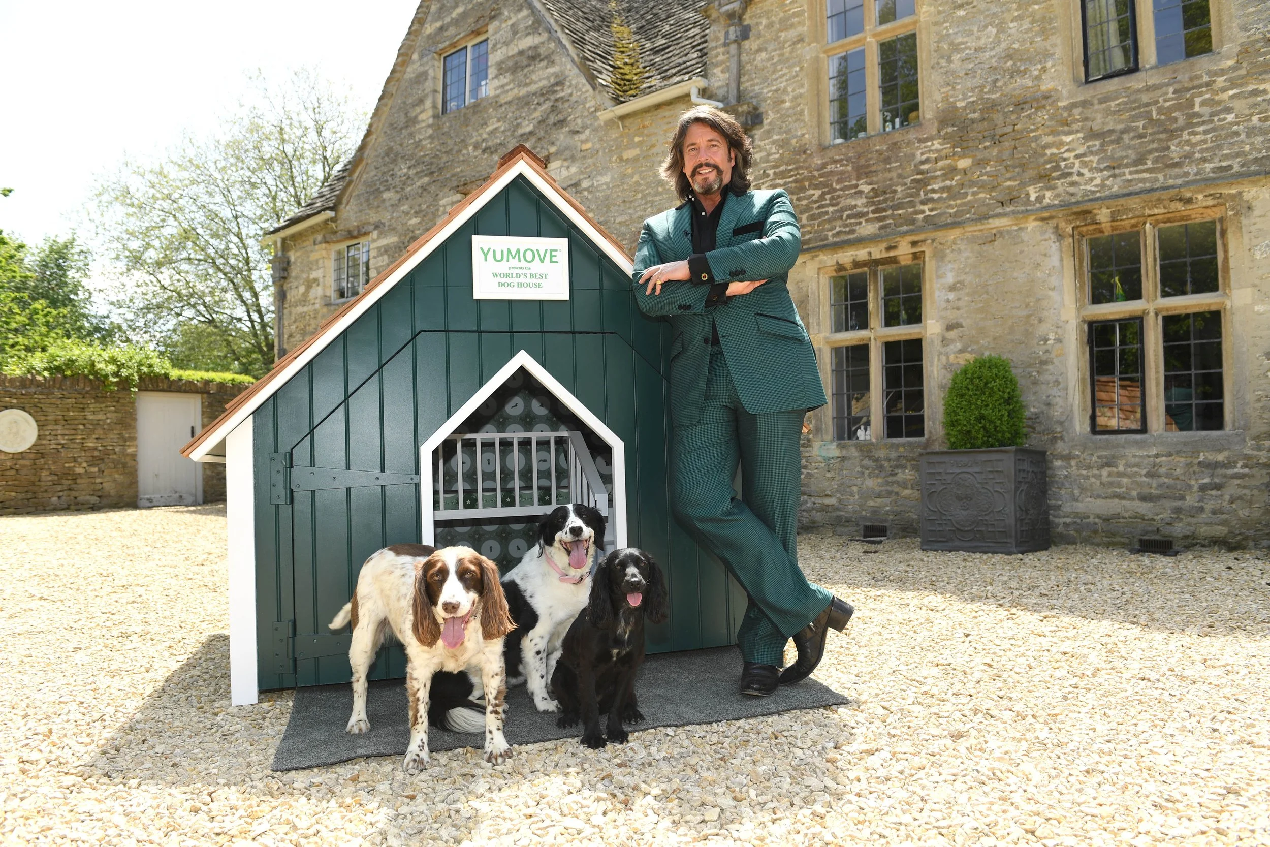 YuMOVE World_s Best Dog House 3 - PA images.JPG