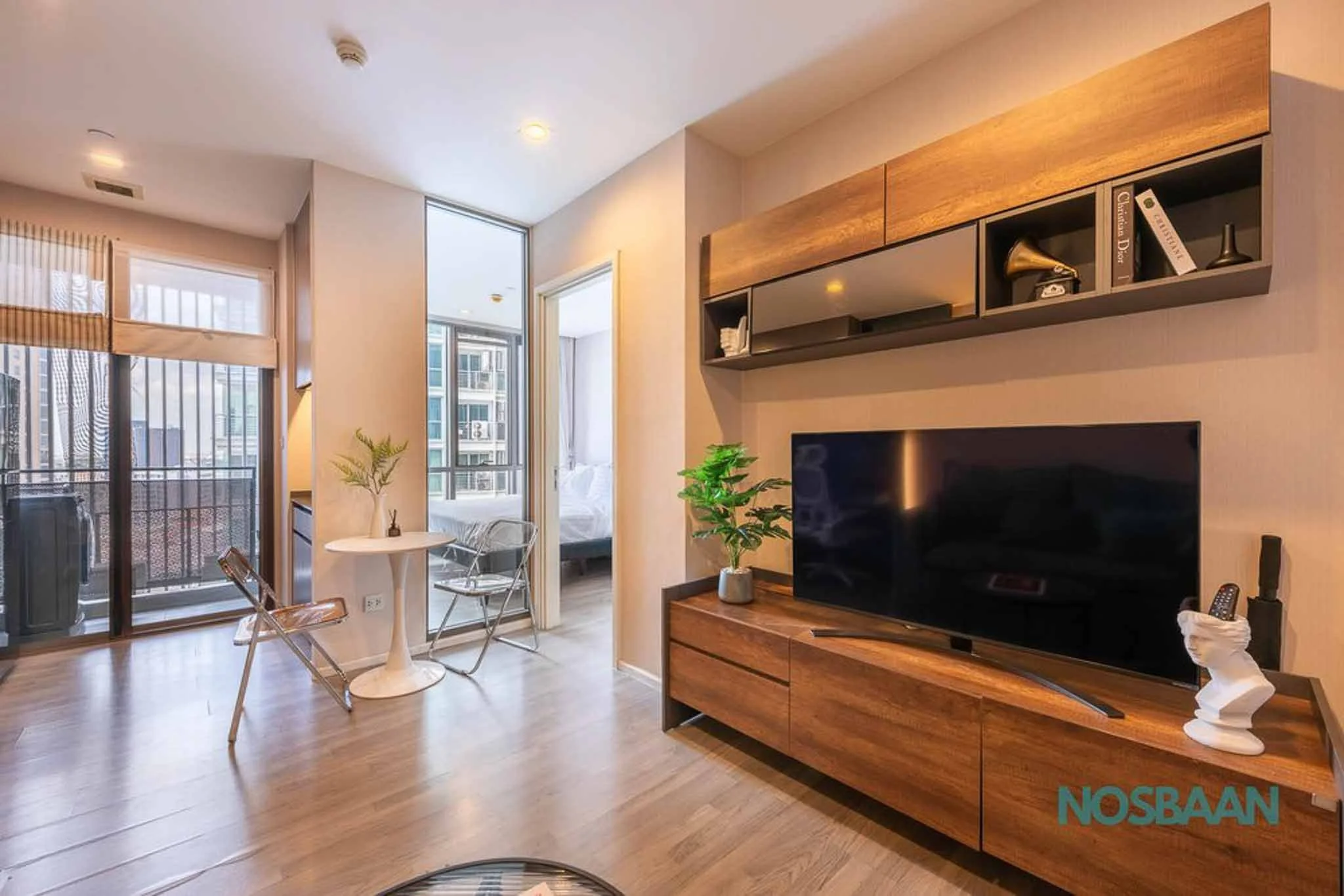 One-bedroom apartment with vintage-inspired decor and easy access to BTS Phrom Phong.