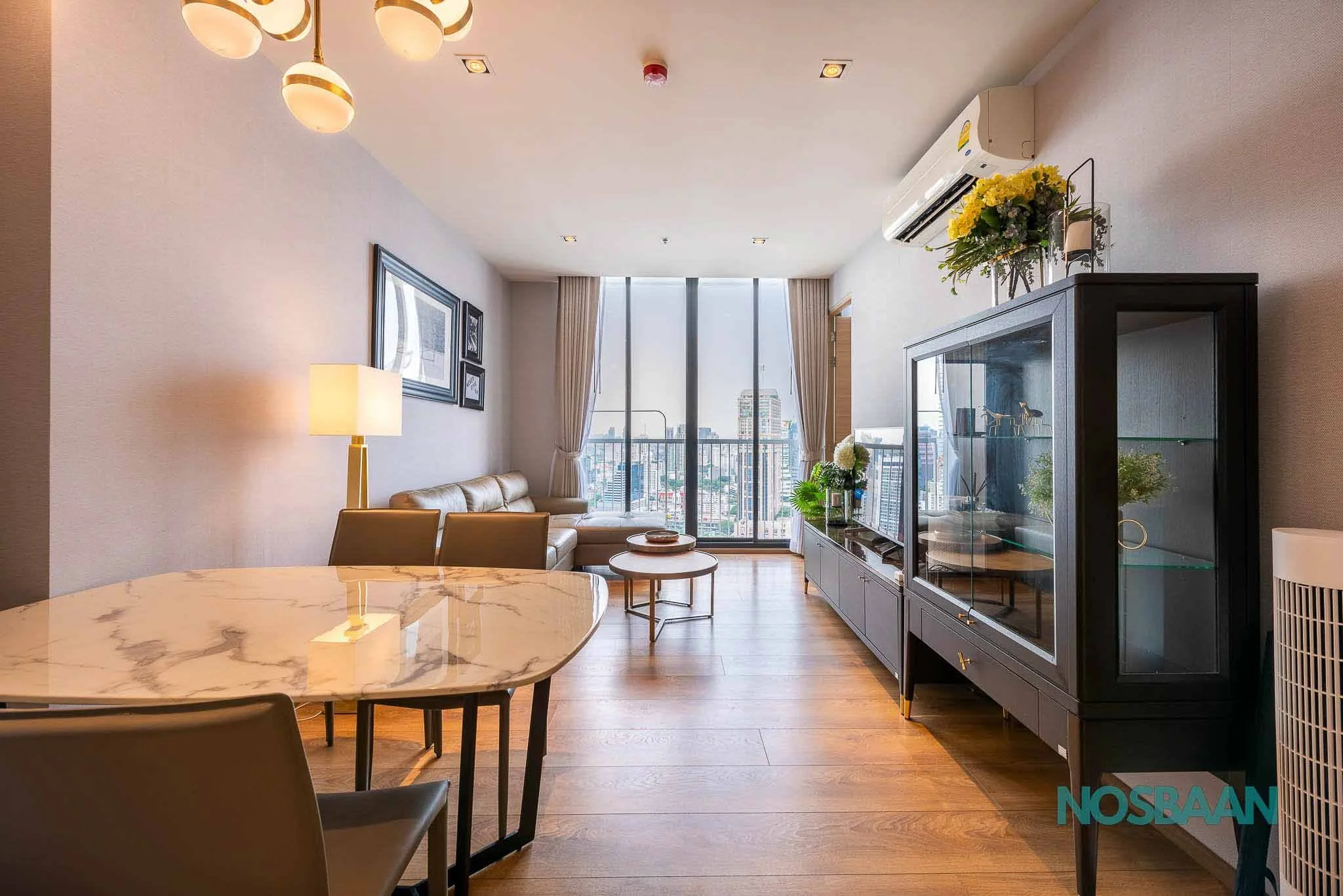 Charming two-bedroom apartment with a rooftop terrace and garden access.