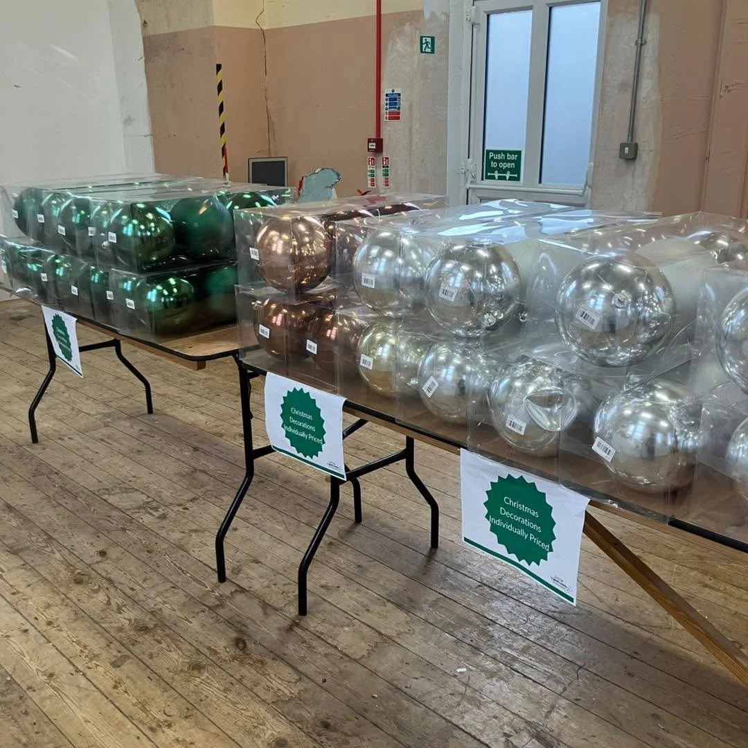 Available at the Outlet today💥

Our outlet is open &amp; it's packed with cheap, quality items. Today&rsquo;s new arrivals are:

🌟Christmas Baubles just &pound;8.00
🌟Mini Fridges just &pound;10.00 each 
🌟Integrated Dishwashers just &pound;195.00 