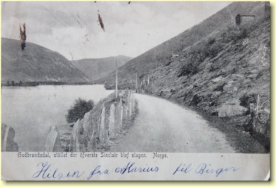  Svensk postkort (Malmø)&nbsp; fra Kringen - Dette bildet er vel eldre enn 1912 (tømmerlåven)? &nbsp;&nbsp;&nbsp;&nbsp;&nbsp;"Gudbrandsdal, stället der öfverste Sinclair blef slagen". Til høyre ved "enden" av veien skimter vi den gamle Kringenstøtta