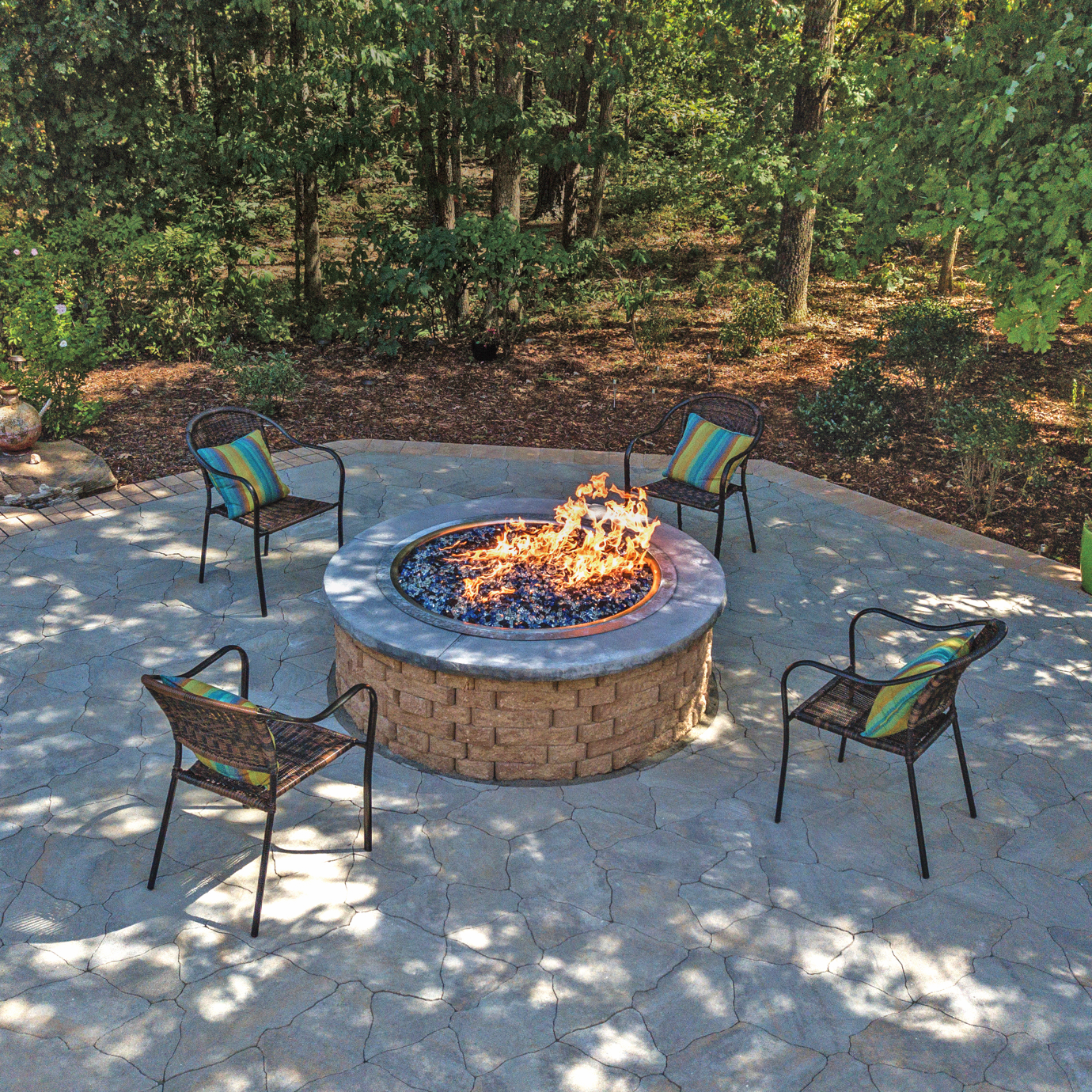 Anchor_Mid-Atlantic_Richmond_Highland-Stone-Fire-Pit_001.png