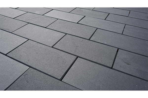 Black-Canyon (2).png