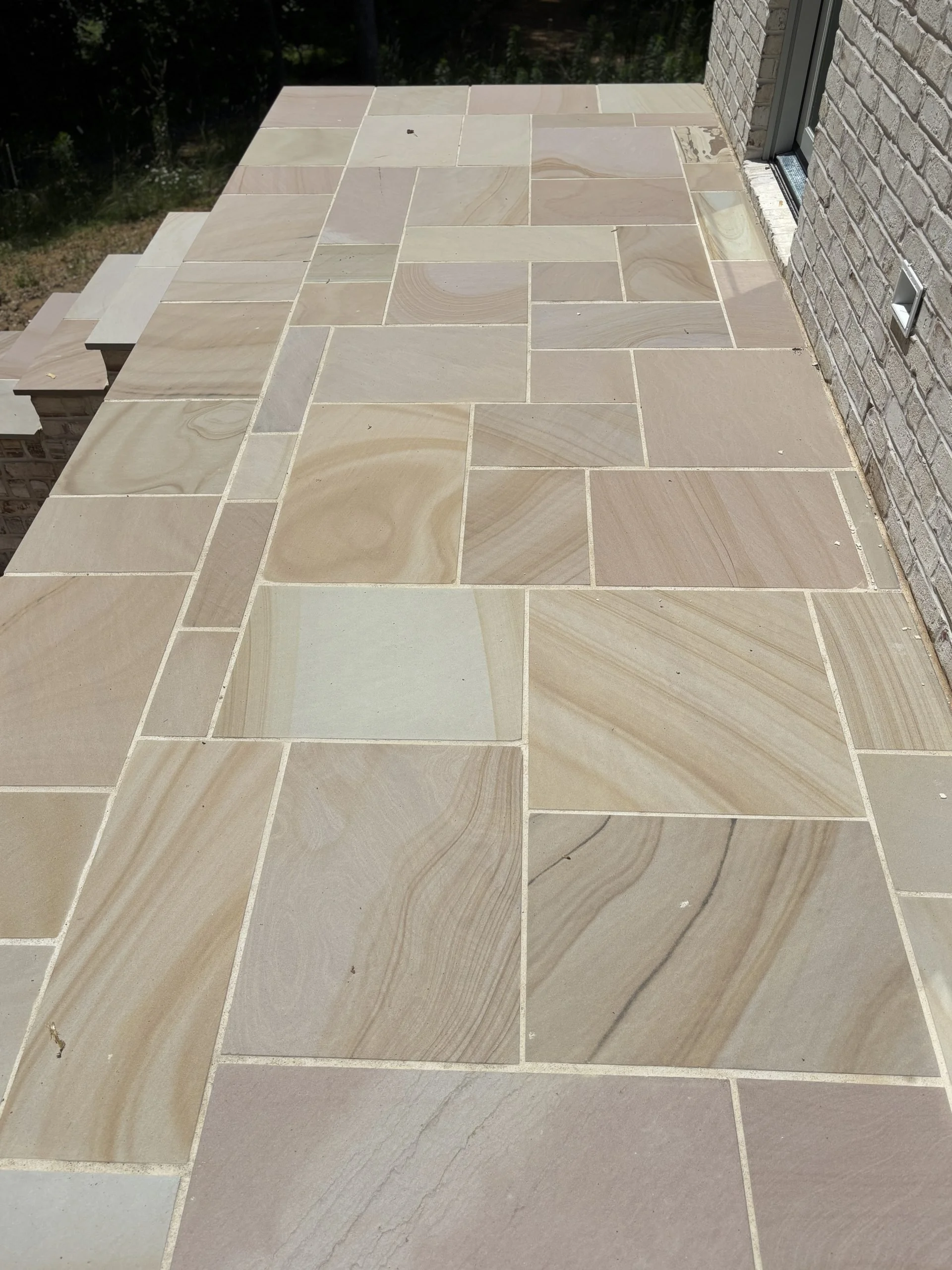 Buff-Flagstone-Sawn-Sandblasted-Sawn-Edge-3.jpg-scaled.jpeg