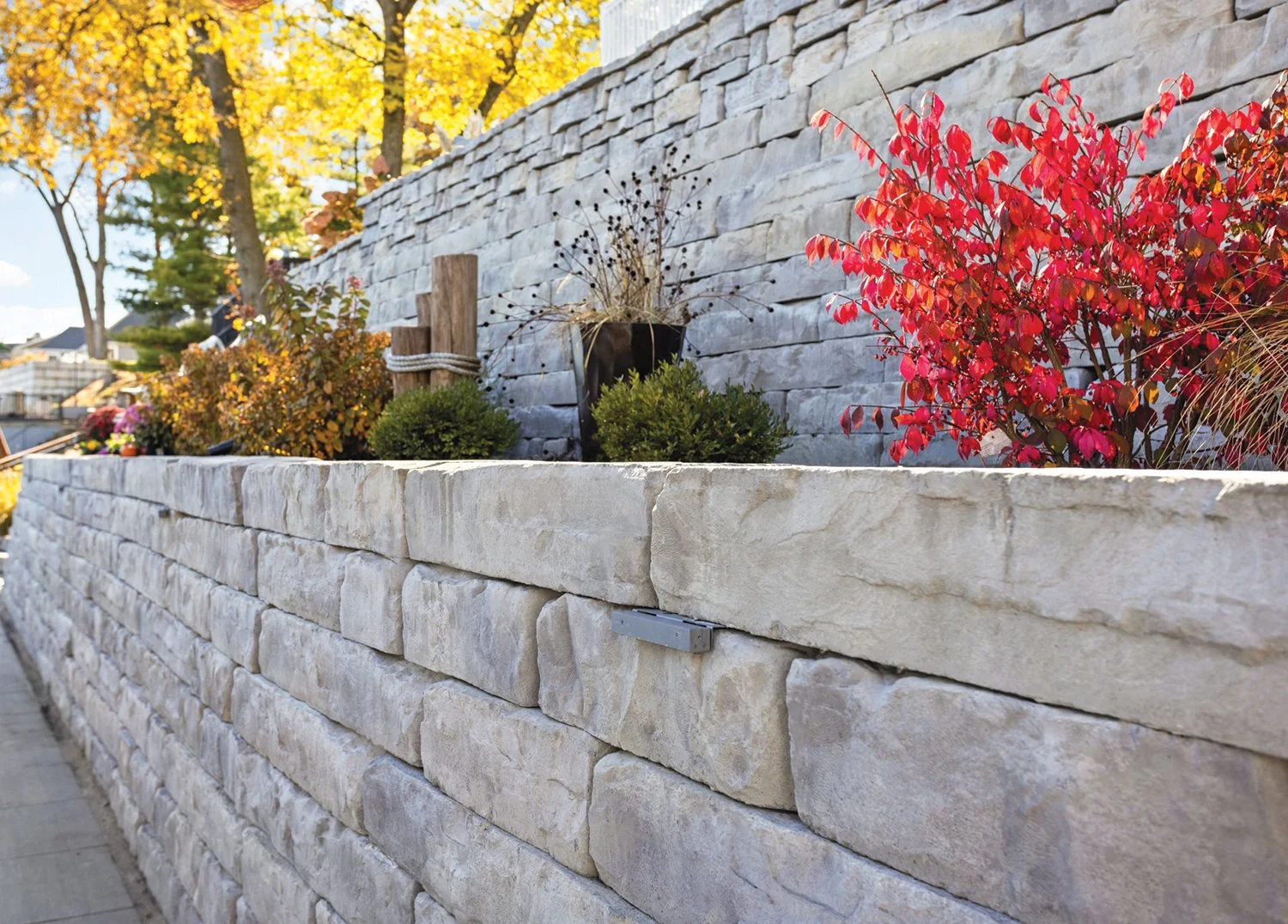 KODAH-WALL_YORK-BROWN_2025_WALL.jpg