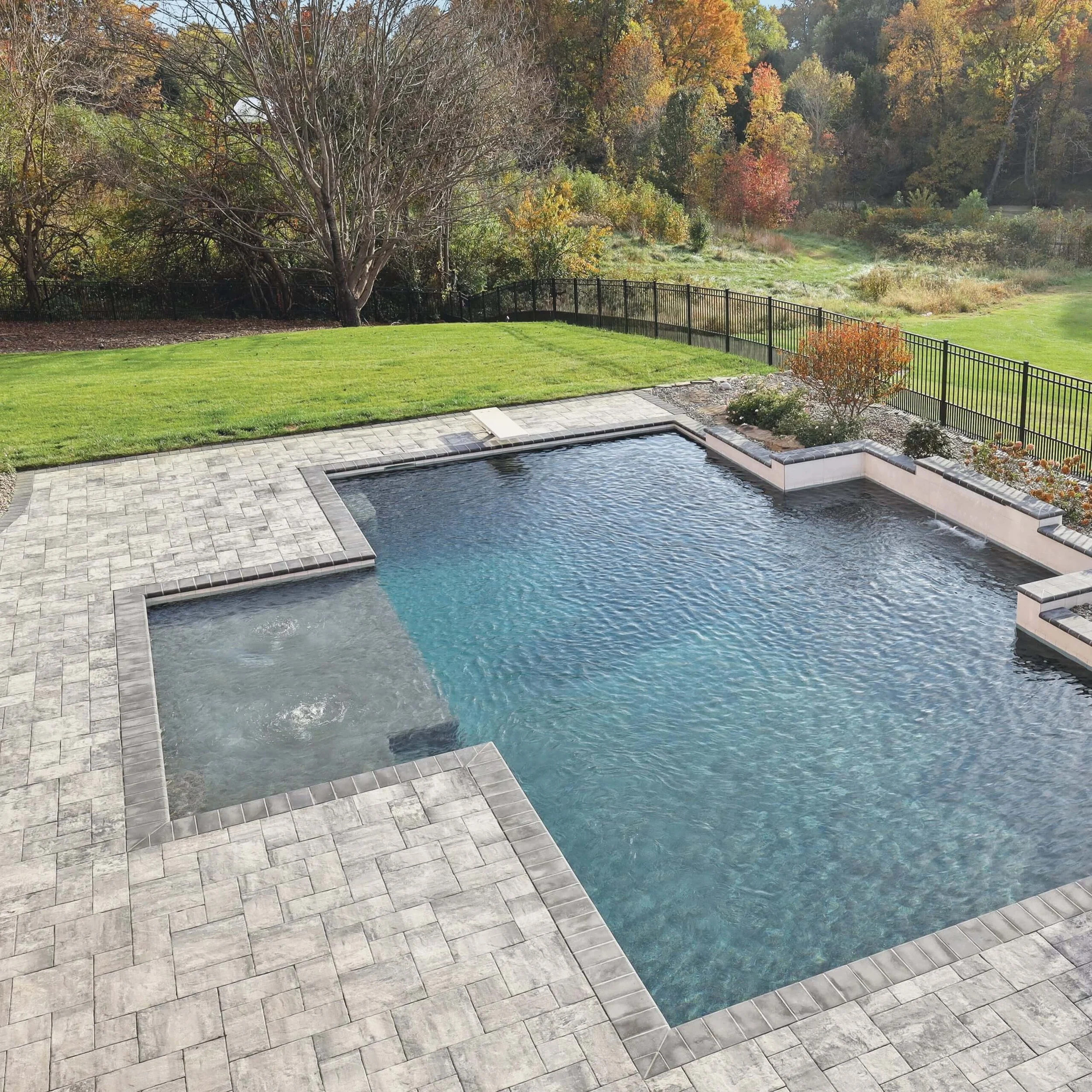 Stone-Ridge-XL-•-Graphite-Pearl-Blend-scaled.jpg