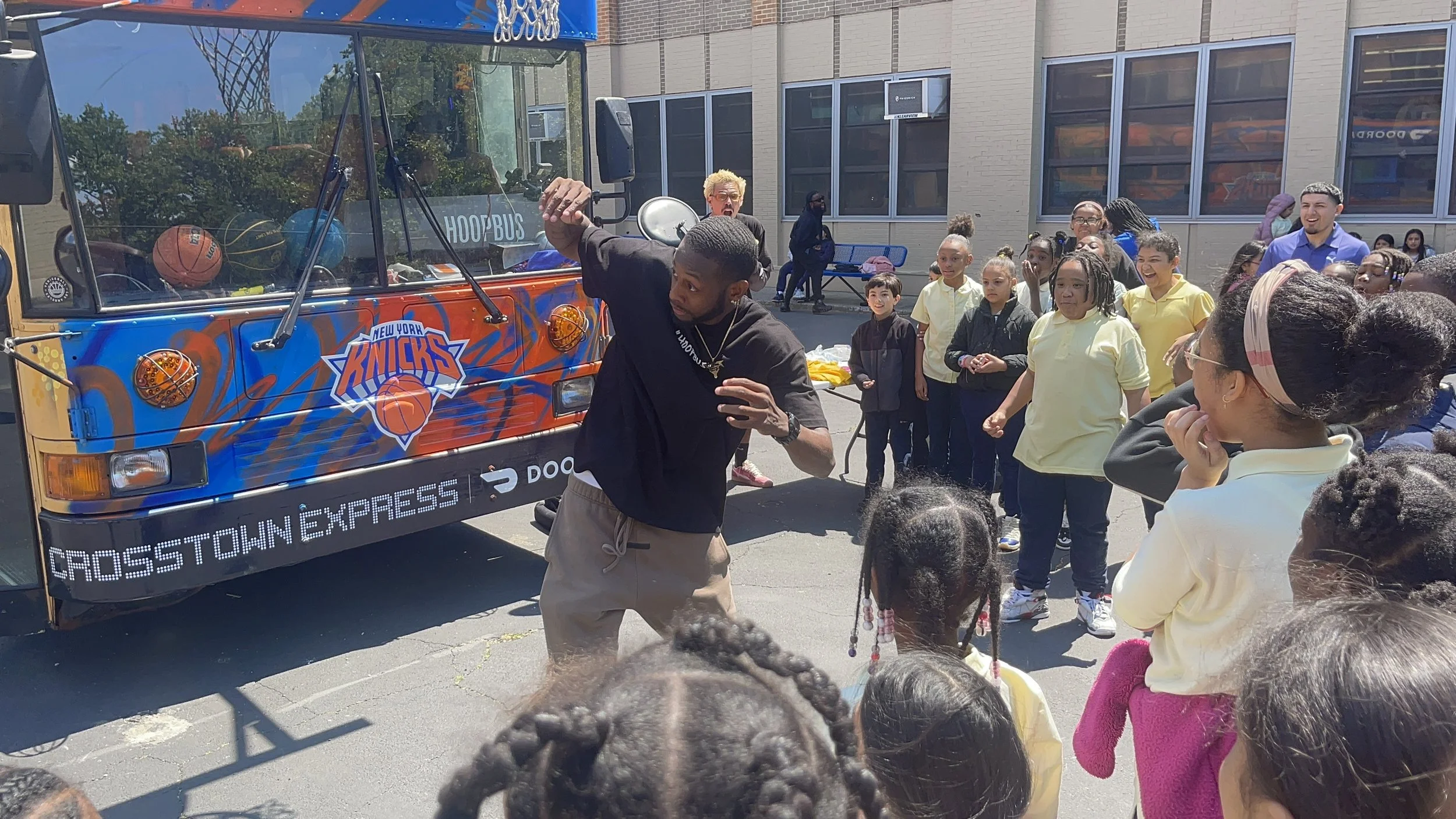 Hoops For Bus 24