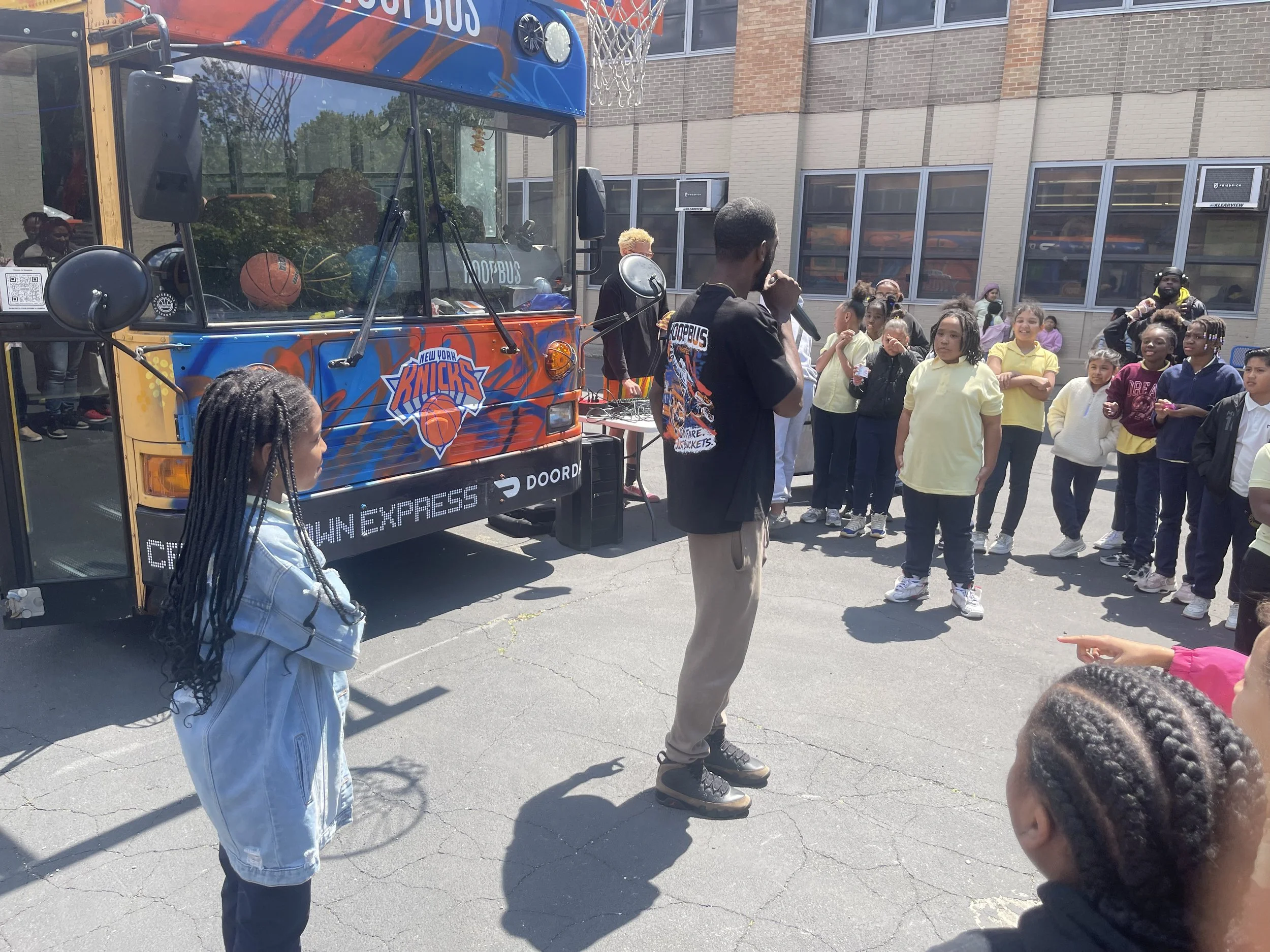 Hoops For Bus 17