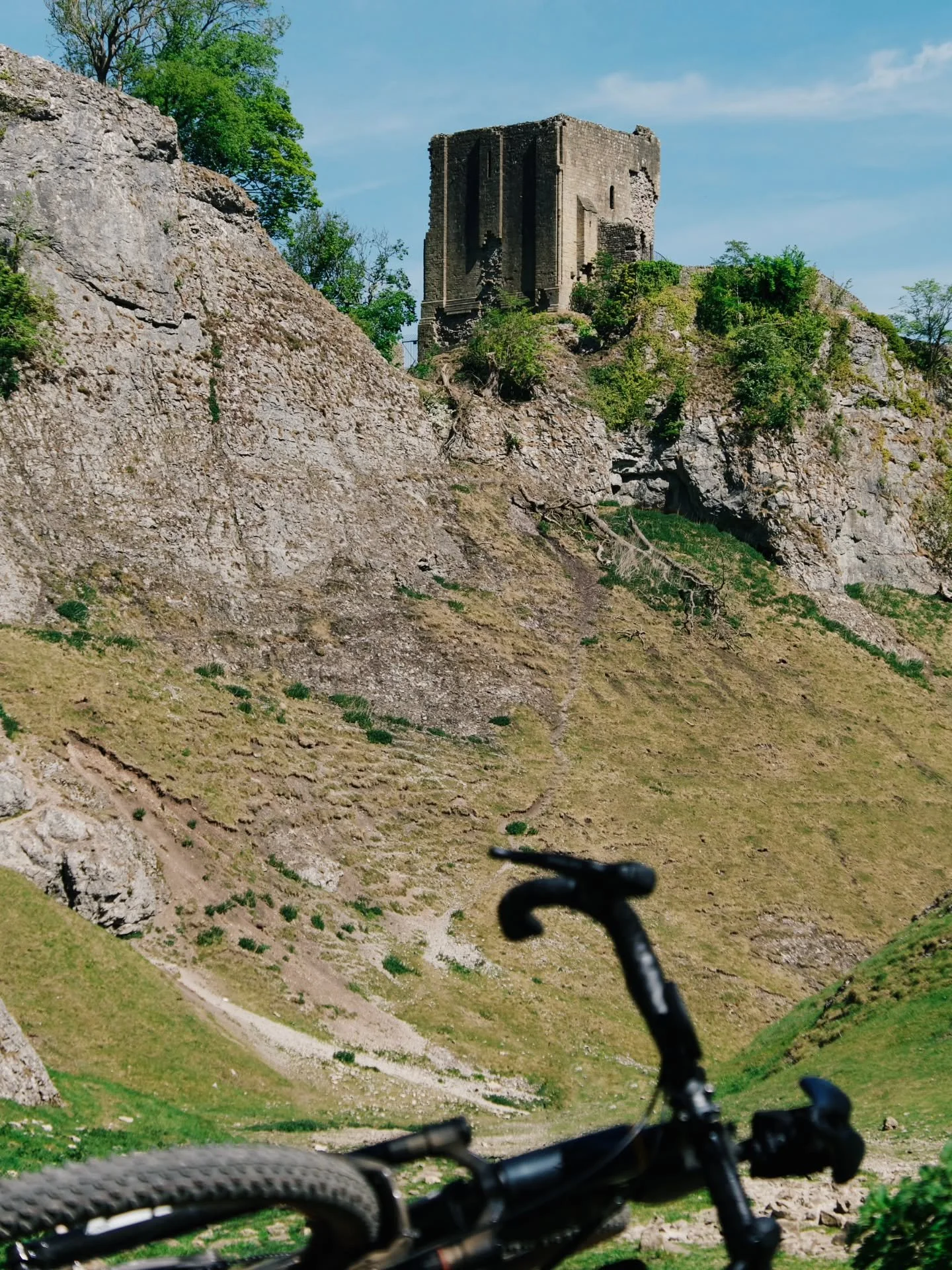TOR DIVIDE 2026

Every edition of Tor Divide reveals moments that burn themselves into memory &mdash; climbs that test your limits, descents that make you grin ear to ear, and landscapes that stop you in your tracks.

This image captures one of the h