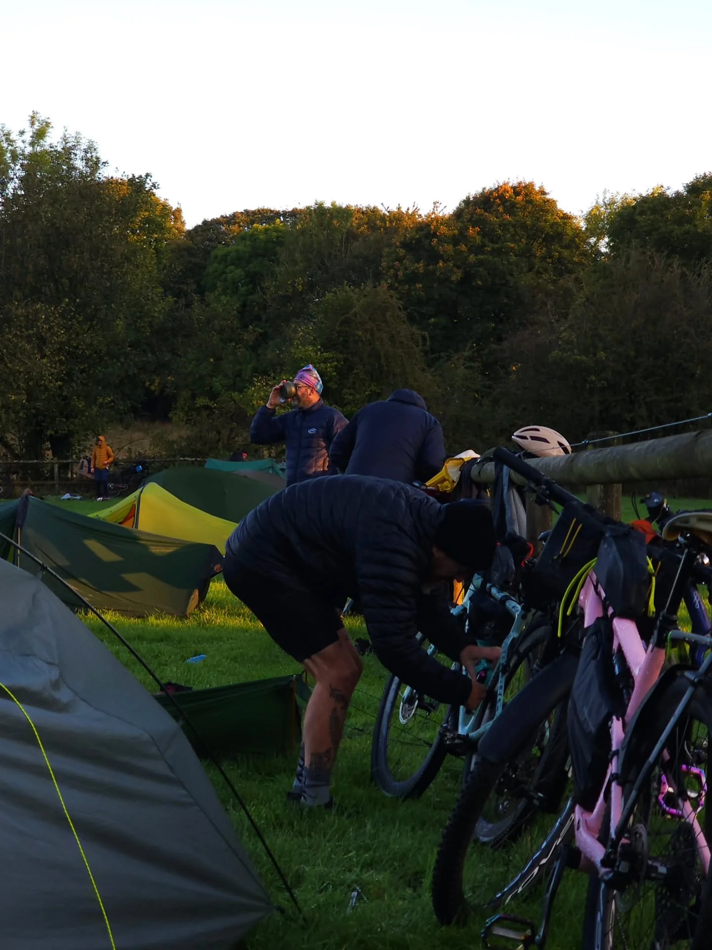 WETTER THAN AN OTTER'S POCKET
Our recap from the second Peak Gravel Overnighter is live on our website. Check it out on the Resources section, together with other articles about bikepacking, our events and tips and tricks.

Thanks to our fantastic te