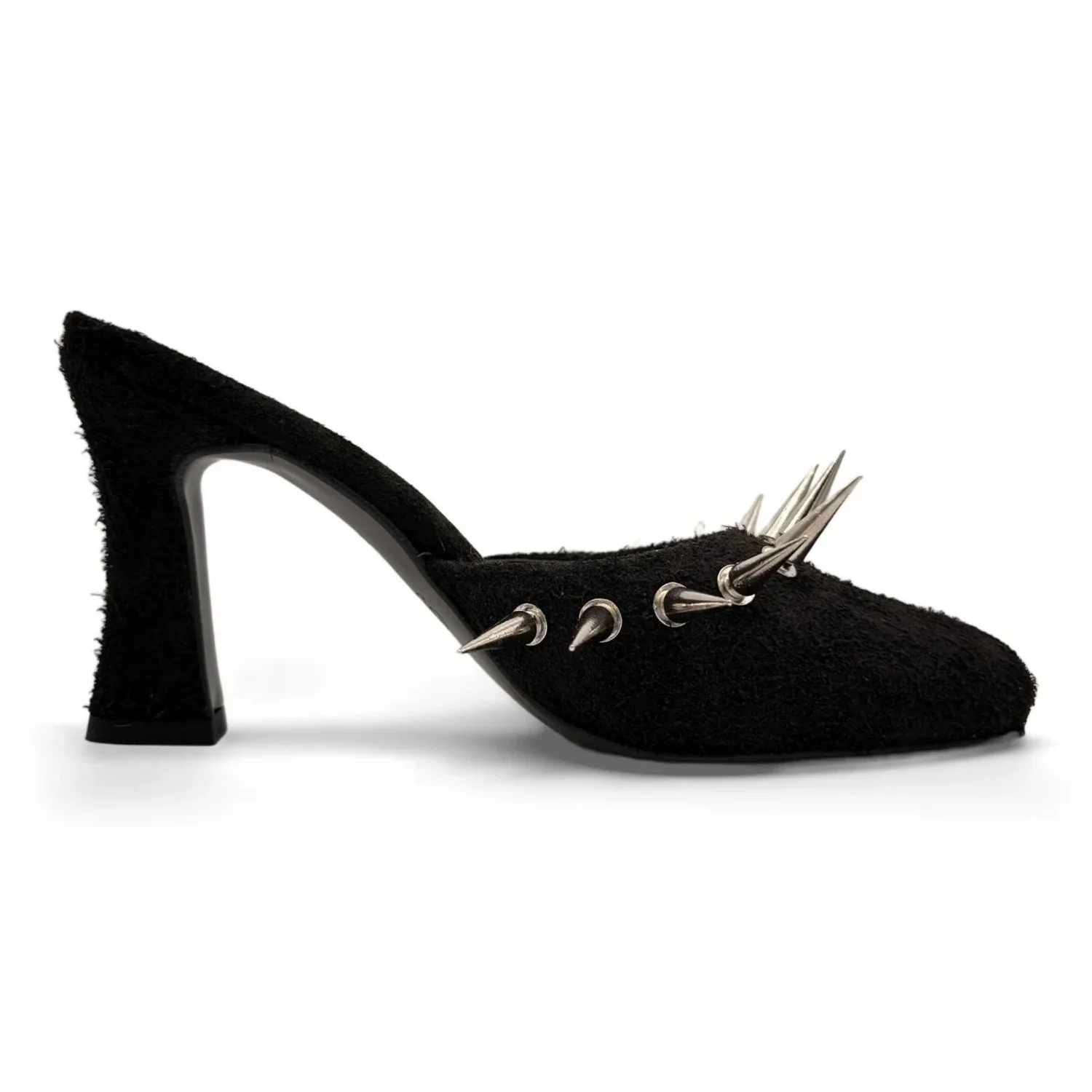 Aura Heels in Tar
