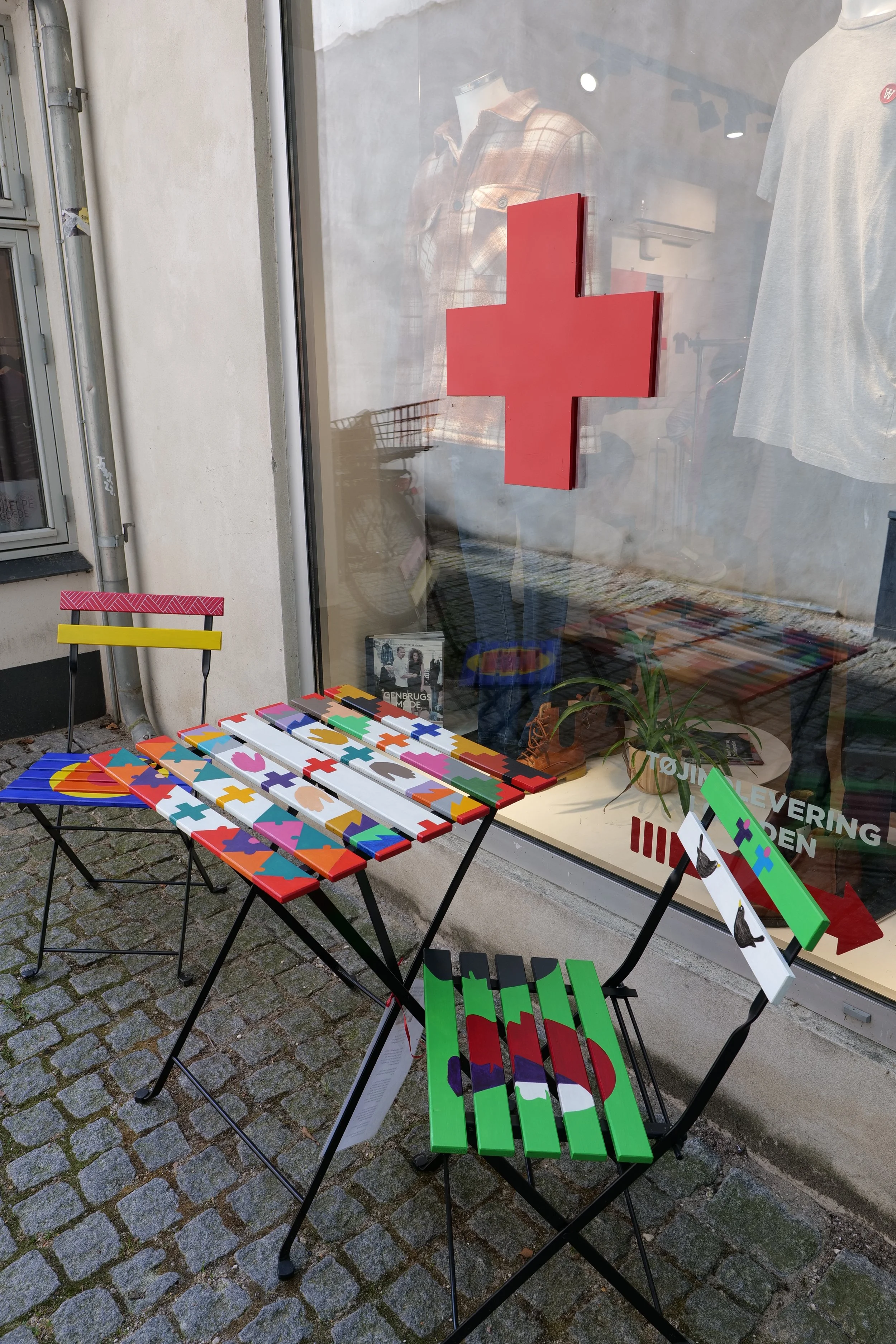Red Cross 2nd Hand Shop - Kongens Lyngby, Denmark