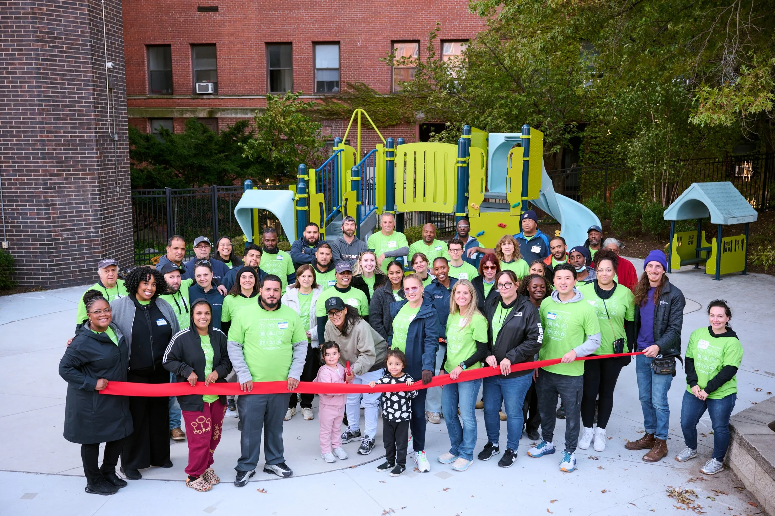 KABOOM! builds new playspace for Skyview Downtown residents
