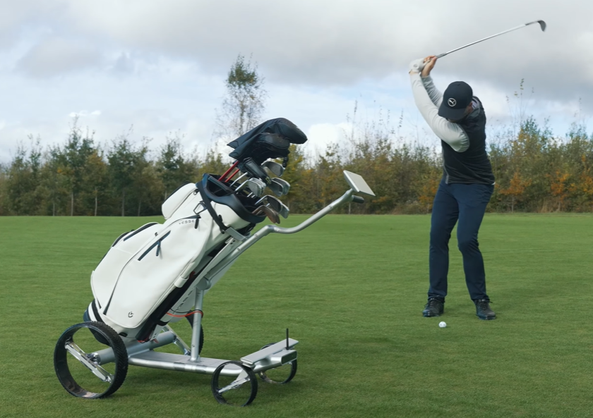 ixi - ai golf caddy