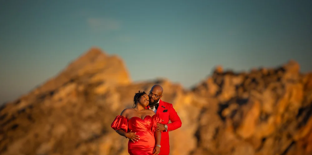 Couple shoot Valley of Fire