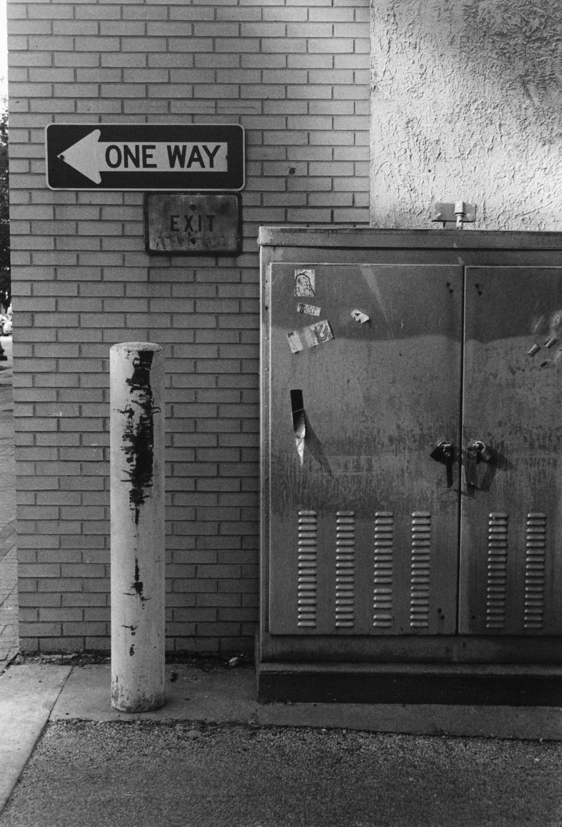 Exit, one way. Cedar Rapids, Iowa.jpg