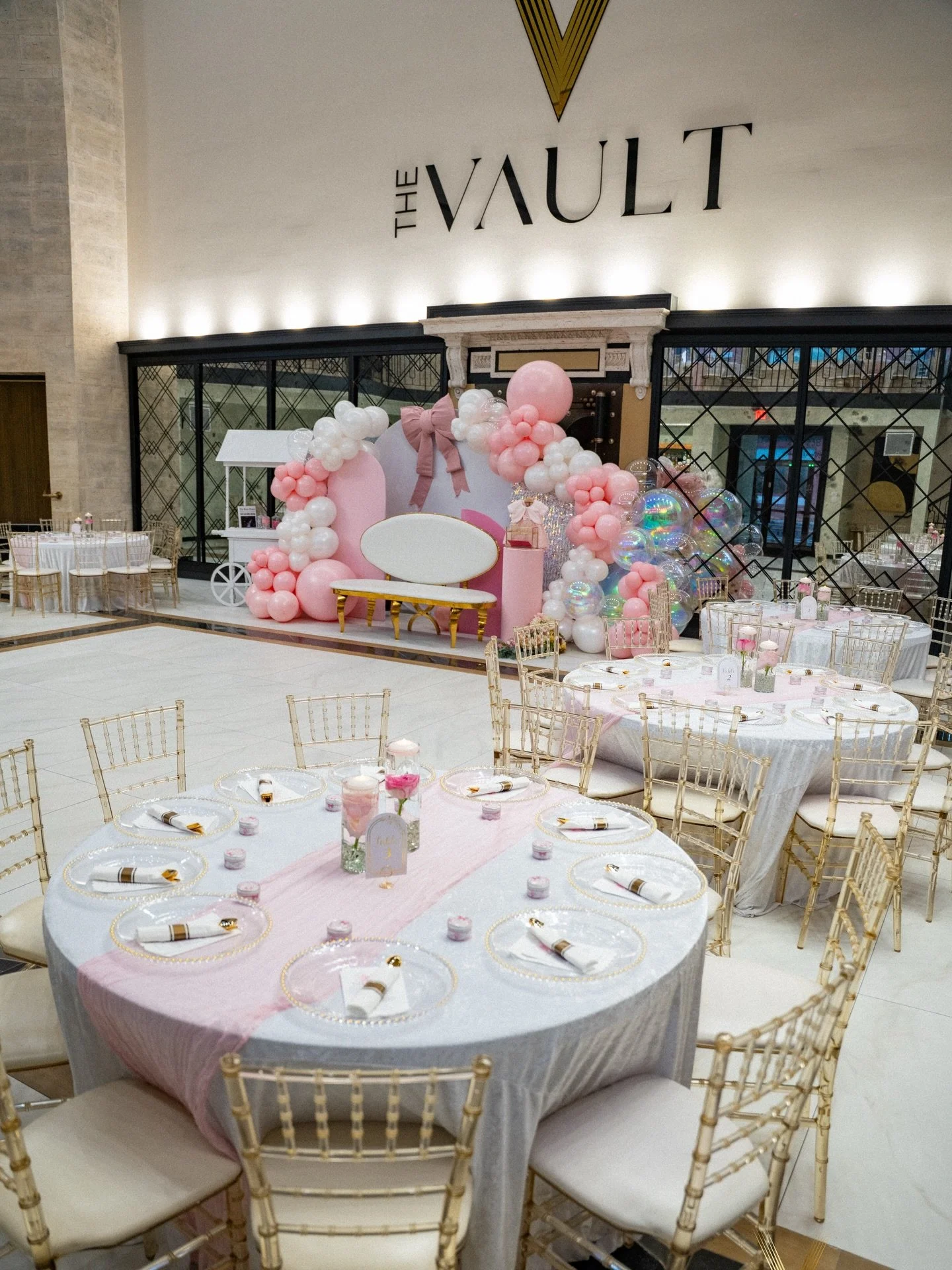 Clean, elegant, and ready for your event. 💫
Book your date at The Vault Function Hall today!
📍 238 Essex St, Lawrence, MA
📞 (978) 972-0091
🌐 thevaultfunctionhall.com