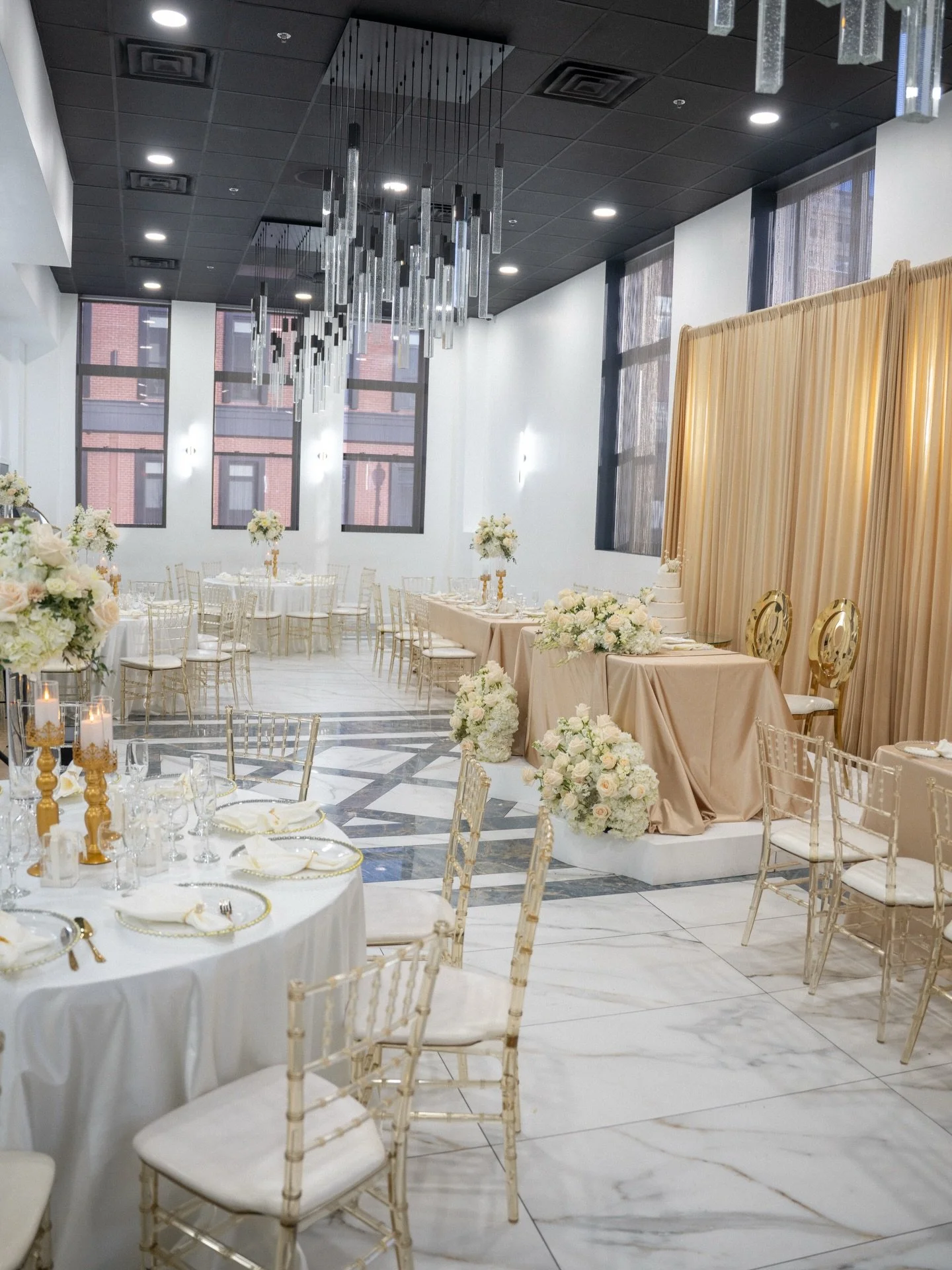 Our Star Room at The Vault Function Hall is ideal for intimate celebrations like birthdays, baby showers, meetings, and private gatherings. Cozy, elegant, and fully customizable to match your vision 💫

Create unforgettable moments in a space designe