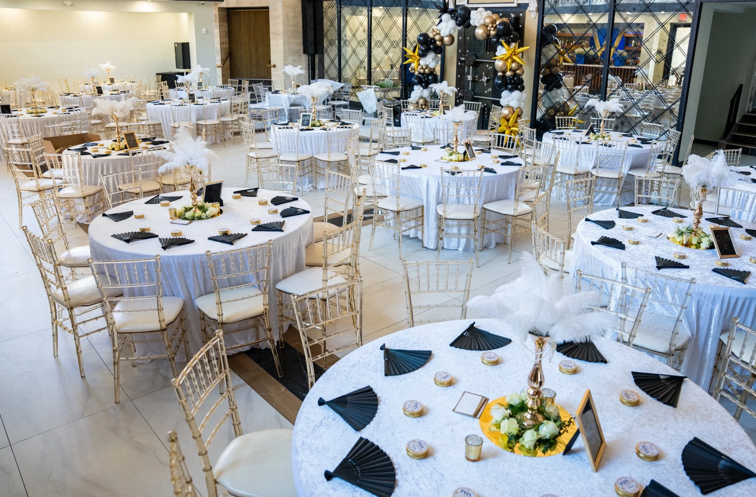 💫 Two halls. Endless memories.
 From intimate gatherings to large celebrations, The Vault Function Hall has the perfect space for your event.

📍 238 Essex St, Lawrence, MA 01840
📞 (978) 972-0091
🌐  thevaultfunctionhall.com￼