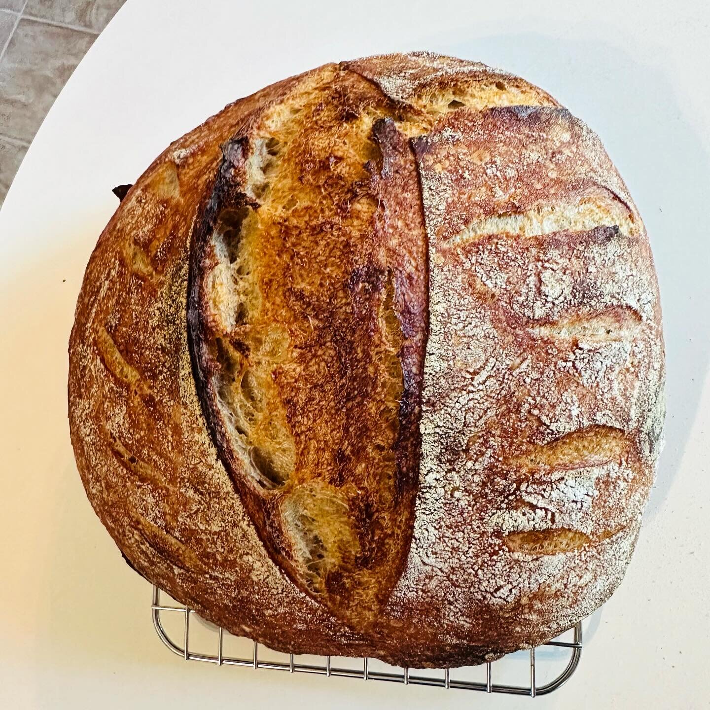 A quick Monday morning Sourdough loaf