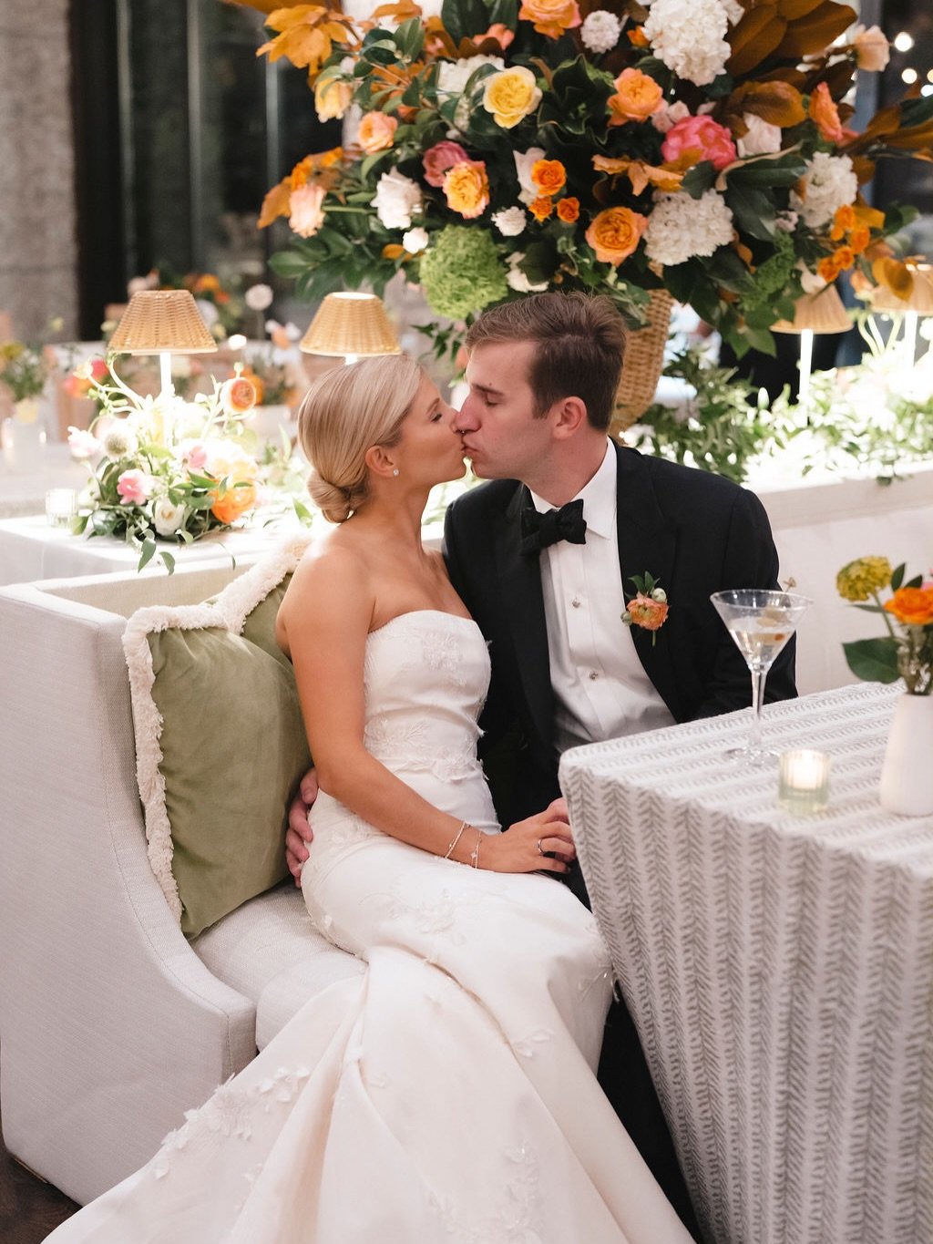 Autumn in the South brings bold color and magnolia branches&mdash;an unexpected pairing that sets the tone for a coastal celebration full of charm and contrast.
⠀⠀⠀⠀⠀⠀⠀⠀⠀
@toast_maren @fredericagolf 
@gaylebrooker
@harveydesigns_savannah