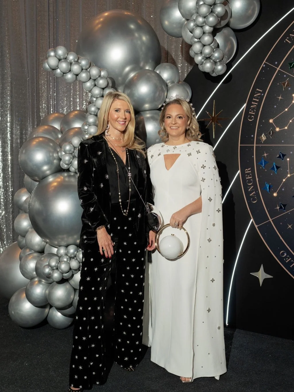 OUT OF THIS WORLD! 
⠀⠀⠀⠀⠀⠀⠀⠀⠀
The stars aligned and I was over the moon to be able to attend &ldquo;The Love Brunch&rdquo; yesterday @salamanderresort. An inspired gathering where every detail shimmered with intention, led by @gritandgraceinc 
⠀⠀⠀⠀⠀⠀