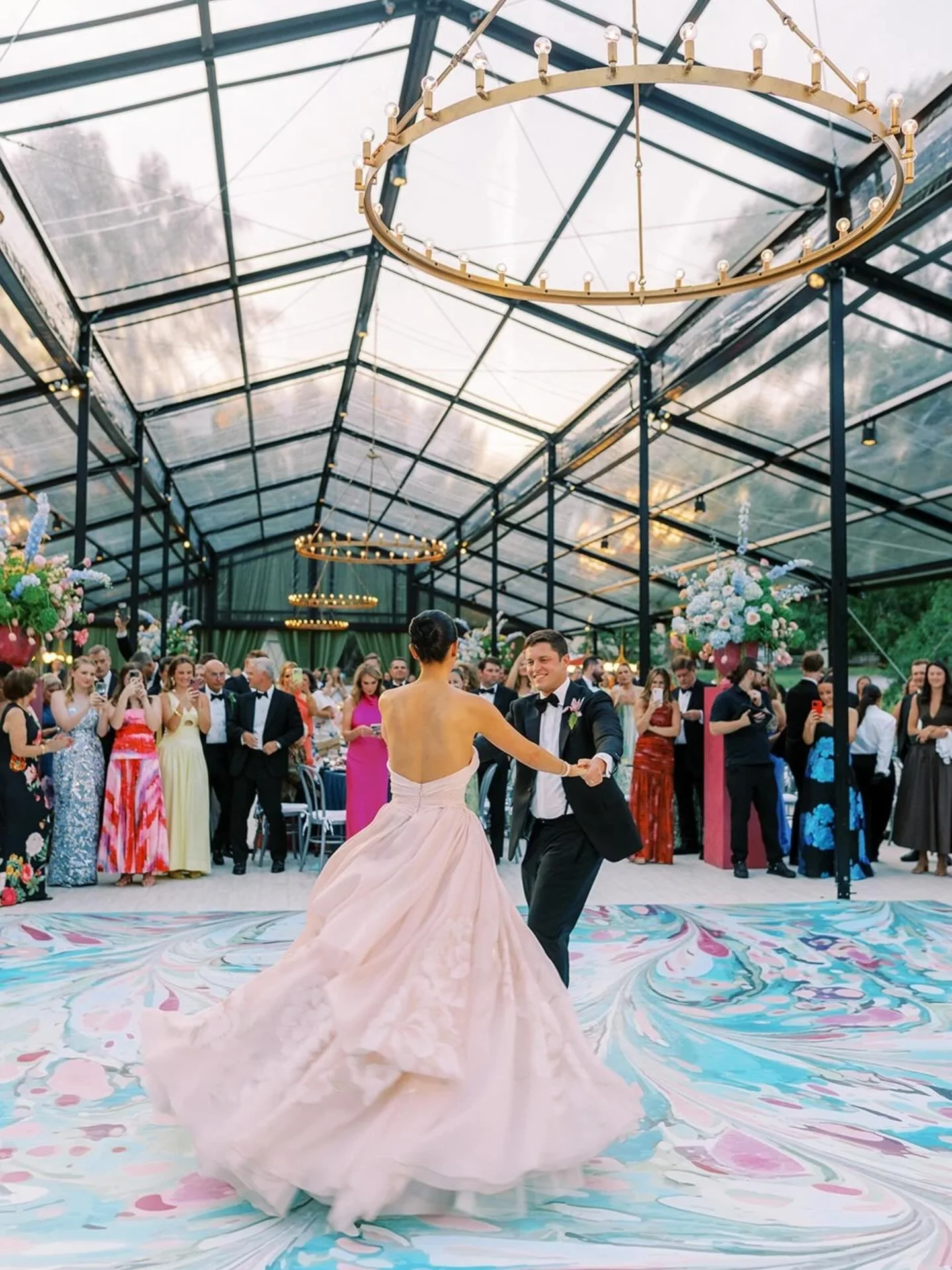 When a couple has a clear vision and fully trusts their planner&hellip; this is what it can look like.

Liddy and George&rsquo;s day felt a little like walking into your favorite restaurant where it&rsquo;s beautifully layered, full of life, and no o