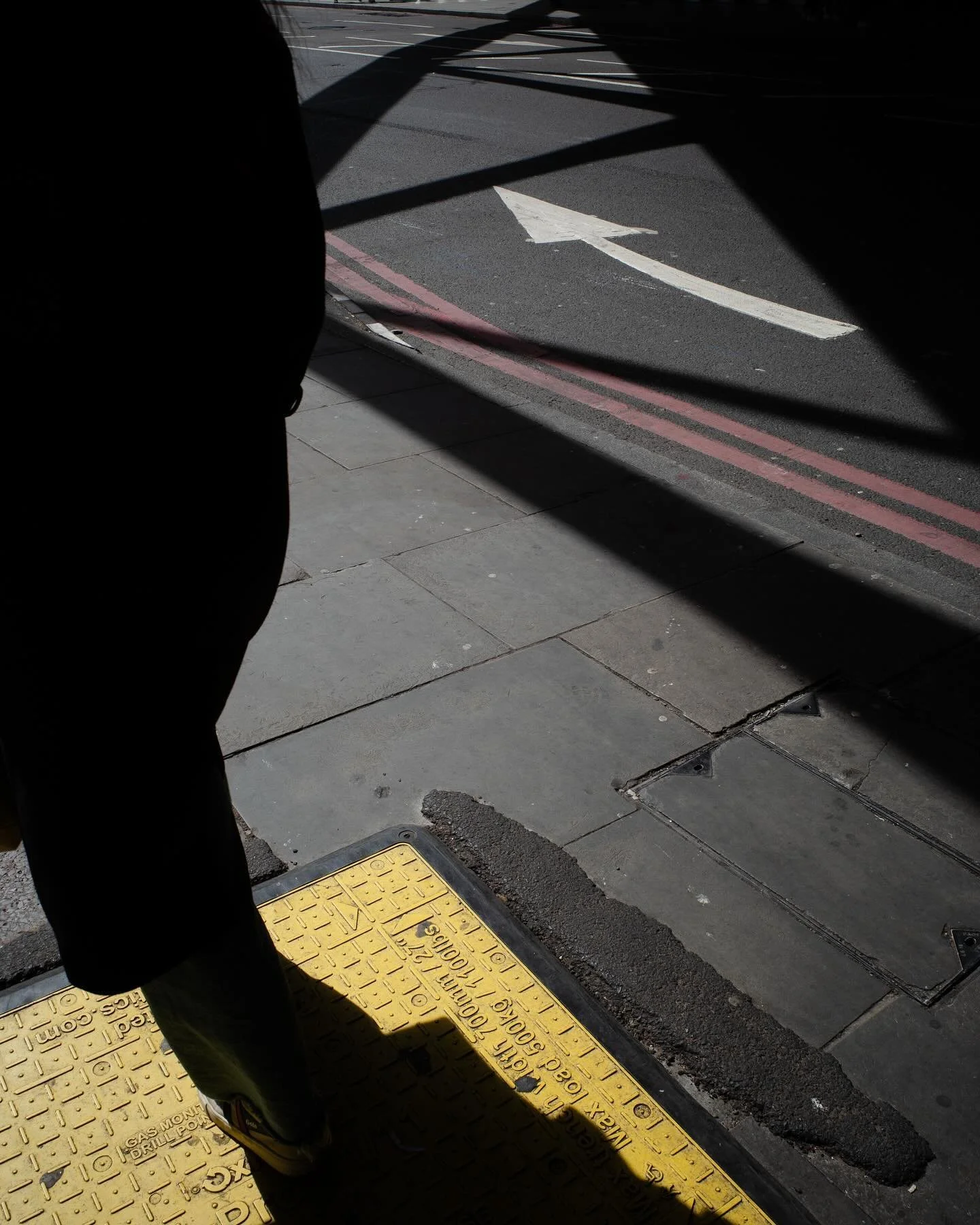 #london #boroughmarket #streetphotgraphy
 #streetsnappers #street  #wearethestreet #streetphotographer #capturestreets #ourstreets #streetscene #streetphotographers #street_photography #zonestreet #ig_street #ig_streetphotography #storyofthestreet #u