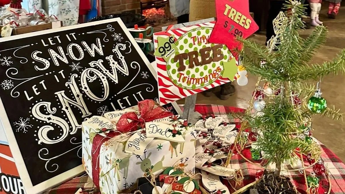 Ohio Christmas decorations and ornaments that are adorable and cute ornaments and make for great gifts