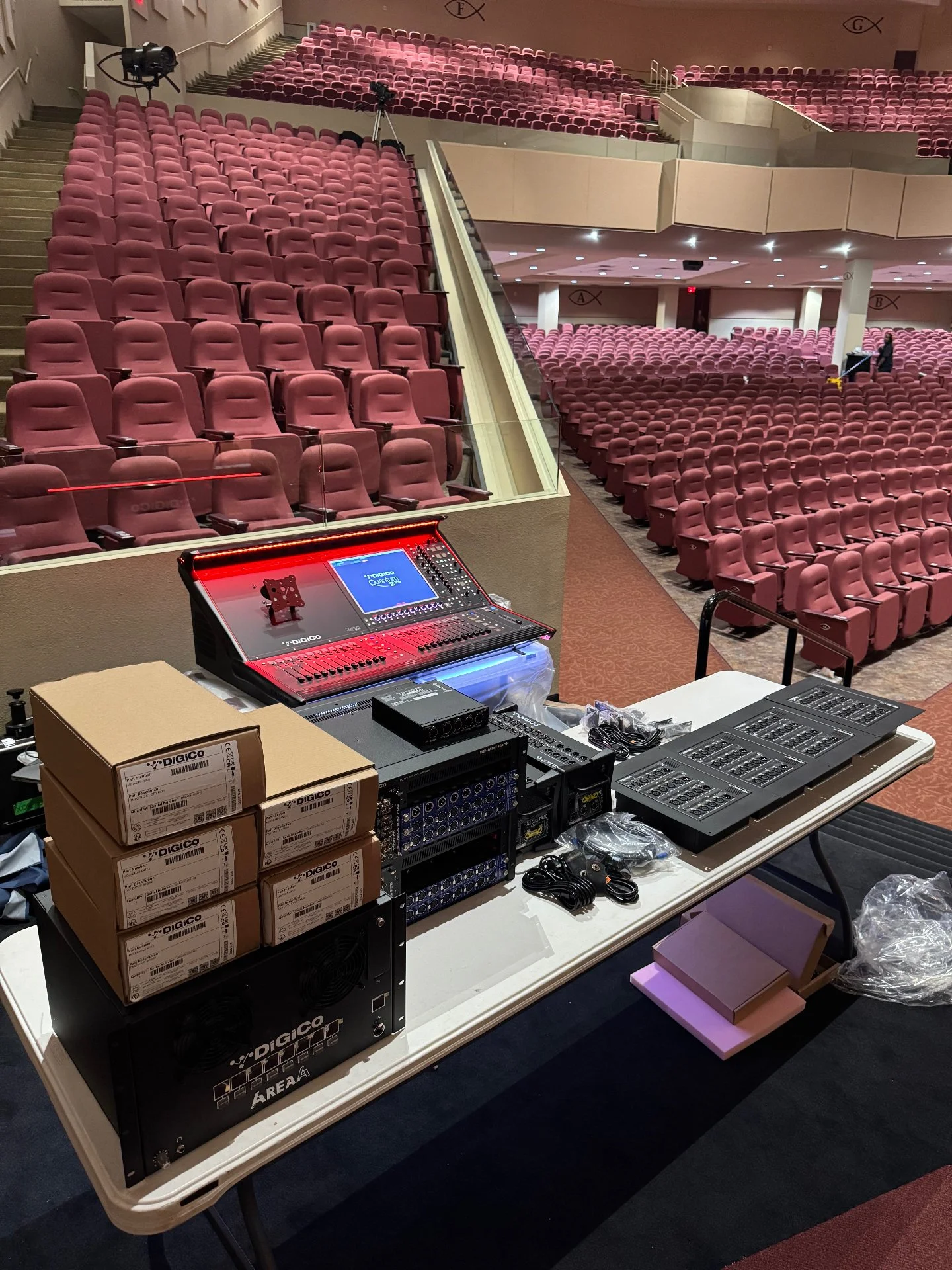 equipment-2-BhRetXEO.jpeg
