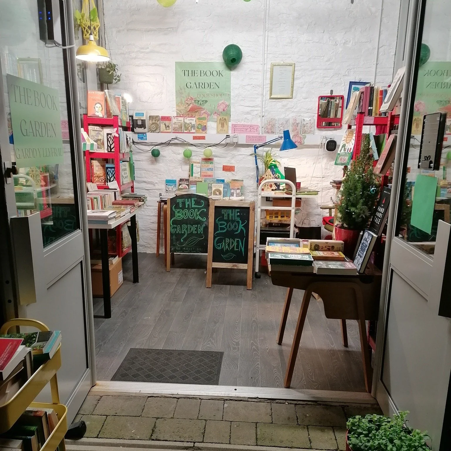 🌿Saying Goodnight to The Book Garden for 2025!

✨We are back open from Thursday 8th January! 

✨See you in 2026 for more books! 

✨Happy Reading &amp; Wishing a Jolly Festive Time to All!