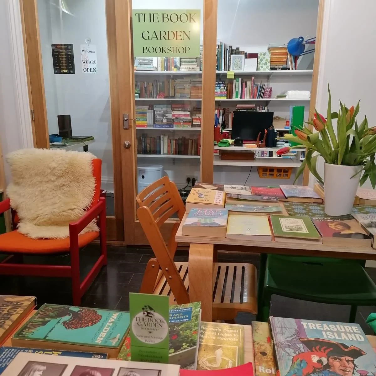 Happy Half-Term Everyone! We have some brand new books in stock today so come and see us in our new home at 7 Market Street! 🌿

We are here with our bookshop friends The Bookshop by the Sea offering free coffee for February! ☕

Open today 11-5! 💚

