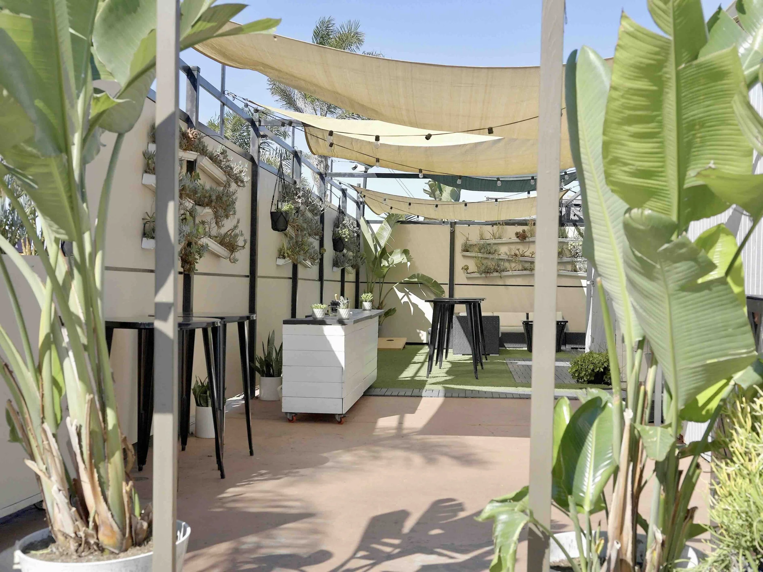 Indoor/Outdoor Venue