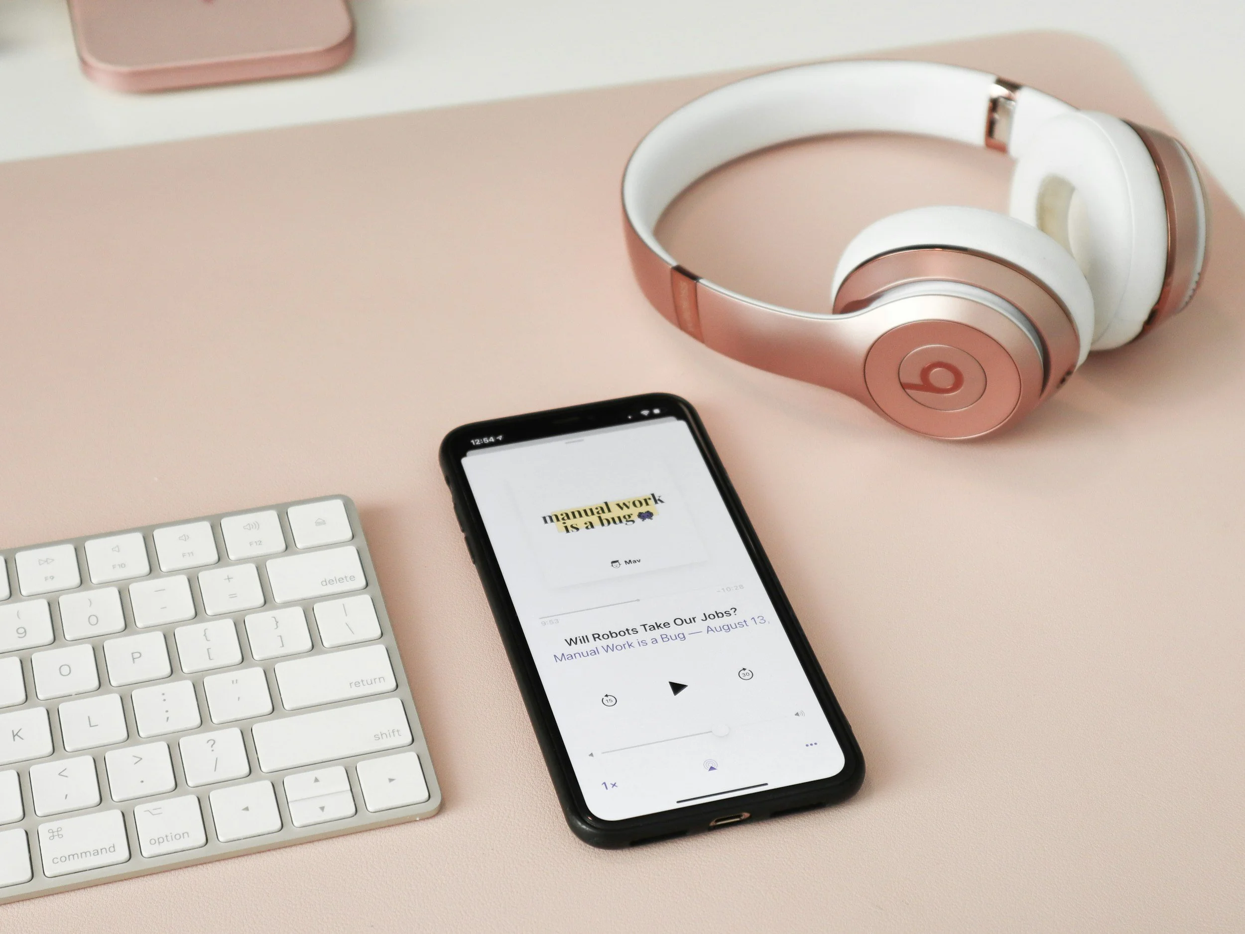 Episode 4: Declutter Your Mind, Reclaim Your Time: The Entrepreneur's Guide to Mental Clarity