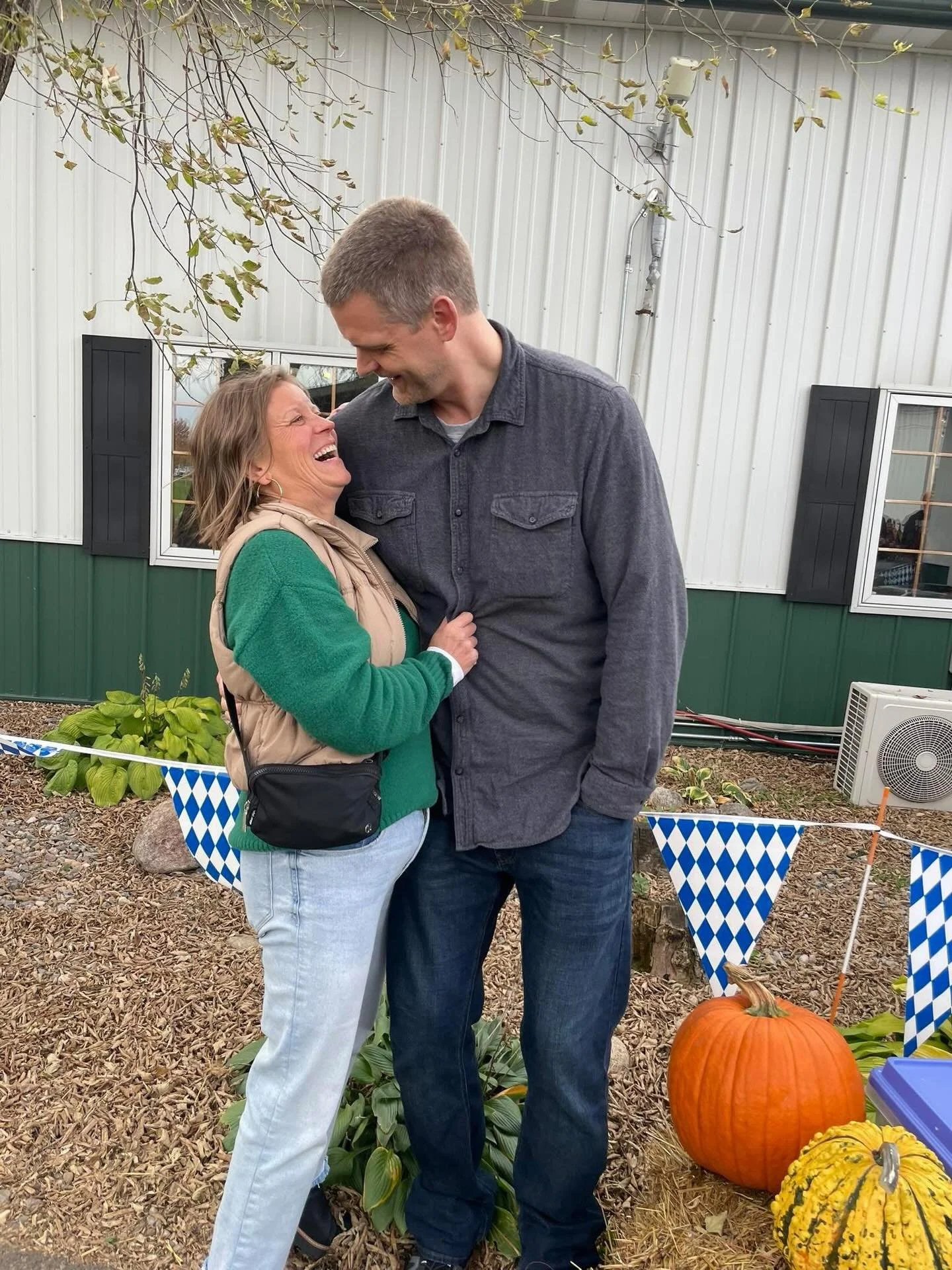 Friday feels a little sweeter this weekend. 💜
Life isn&rsquo;t always perfect or picture-ready&hellip; but finding someone who makes the everyday feel easy? That&rsquo;s pretty special.

Here&rsquo;s to laughter, love, simple moments, and the people