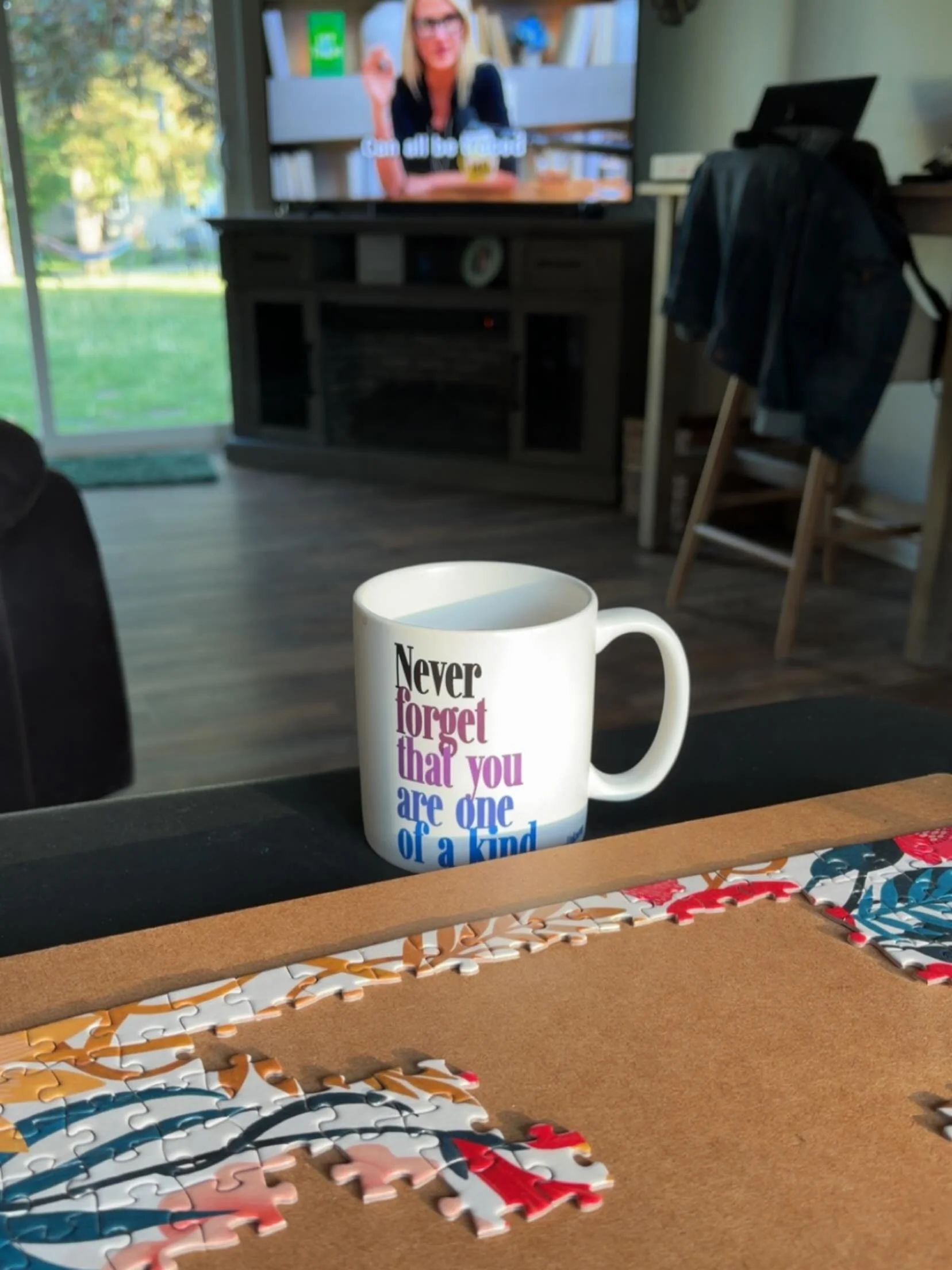 Puzzle pieces 🧩 podcast episodes 🎙️

A quiet little intentional morning before a full few days of family time, graduation celebrating, airport travel ✈️, probably too much food, and making memories for my nephew&rsquo;s big weekend 💛👨&zwj;🎓

The