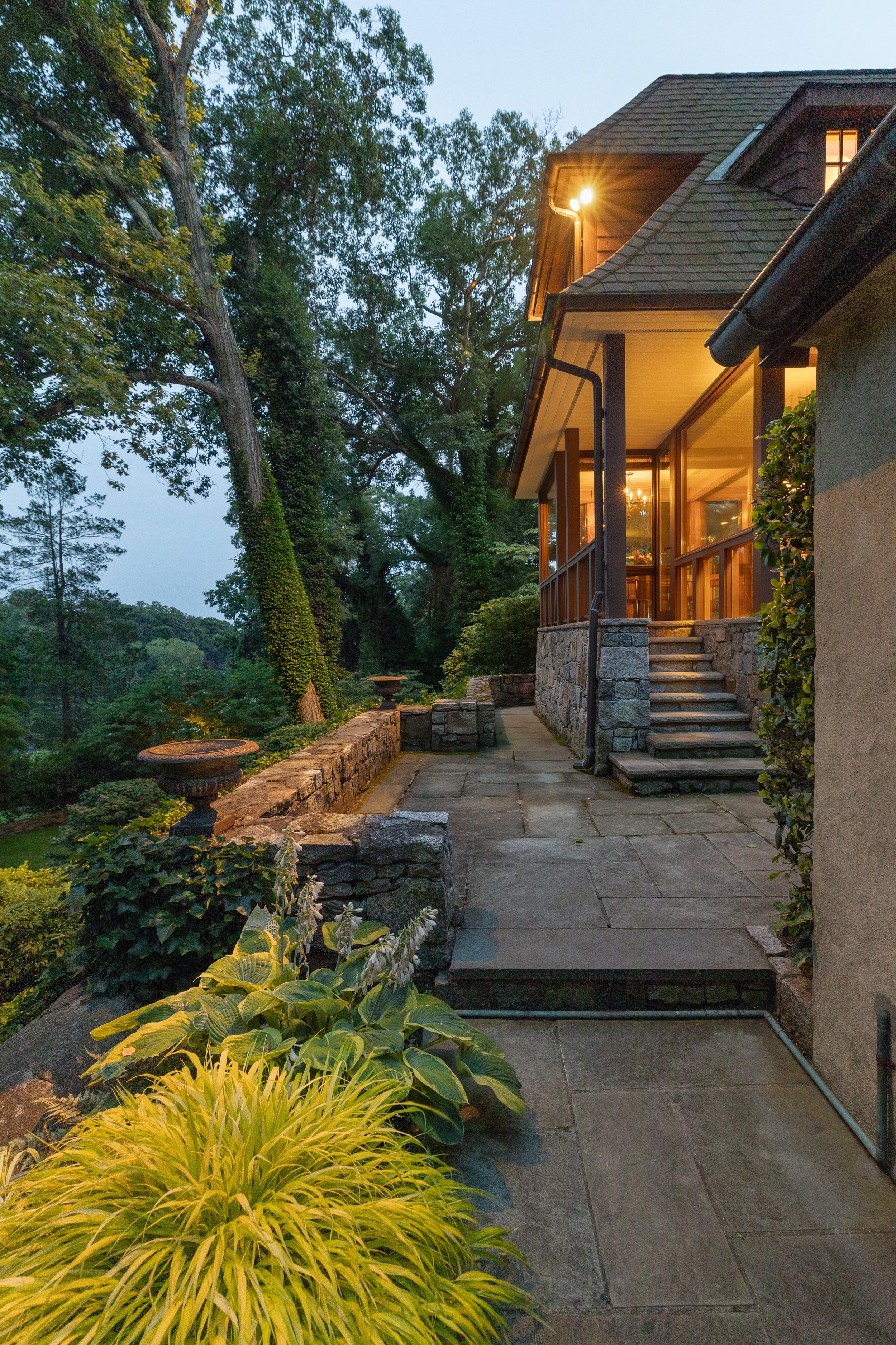 7 Upland Dr (106 of 110).jpg