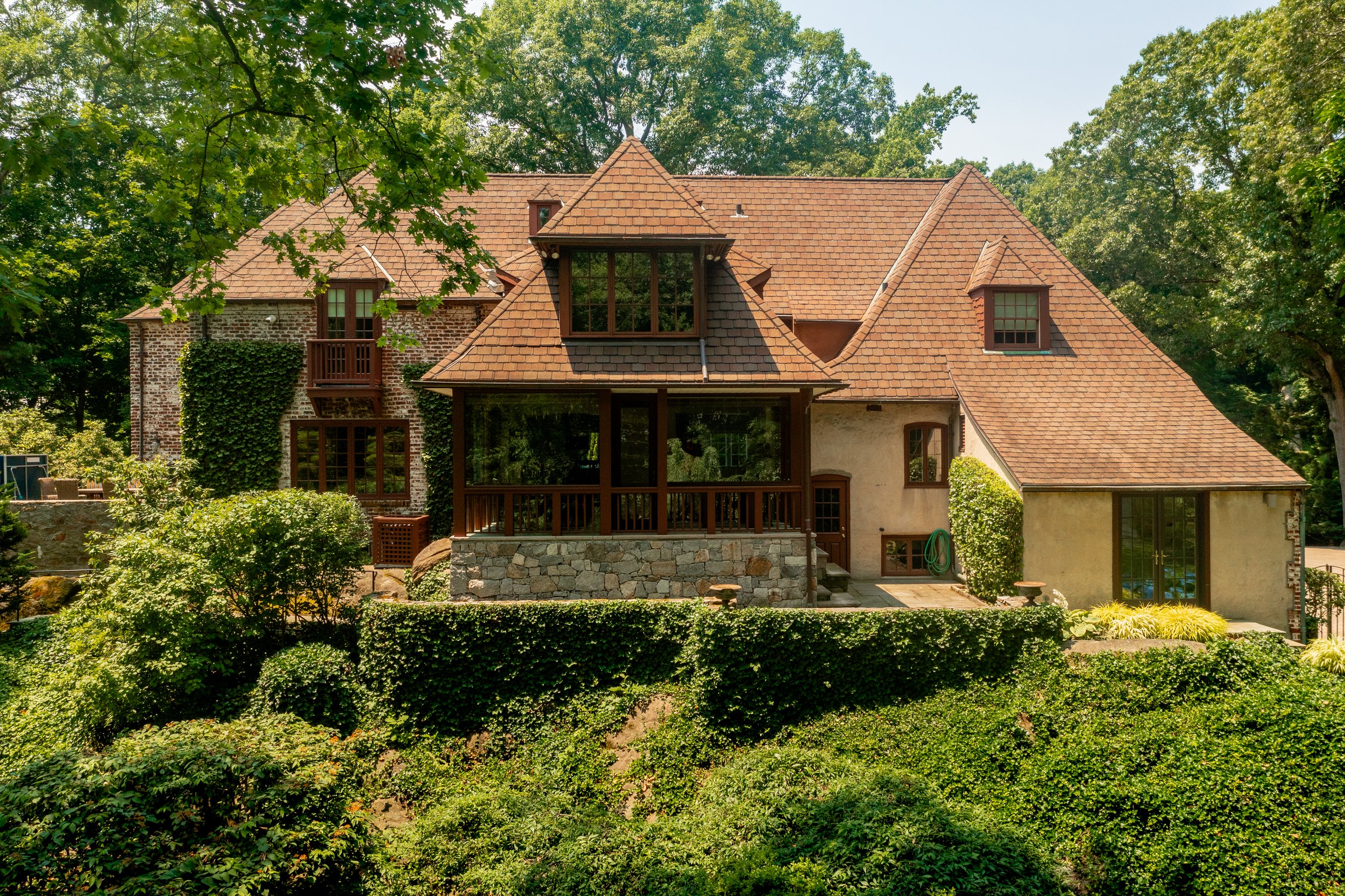 7 Upland Dr (99 of 110).jpg