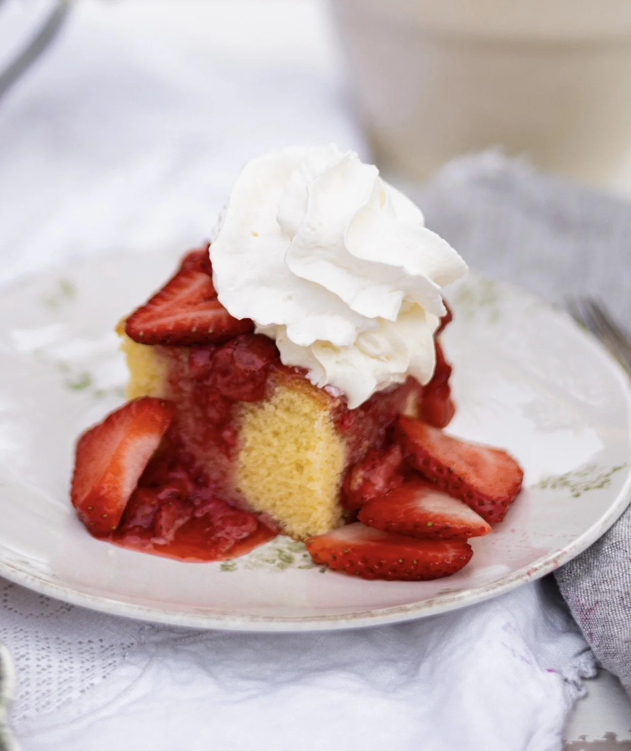 Mom’s Strawberry Shortcake Sponge Cake Recipe
