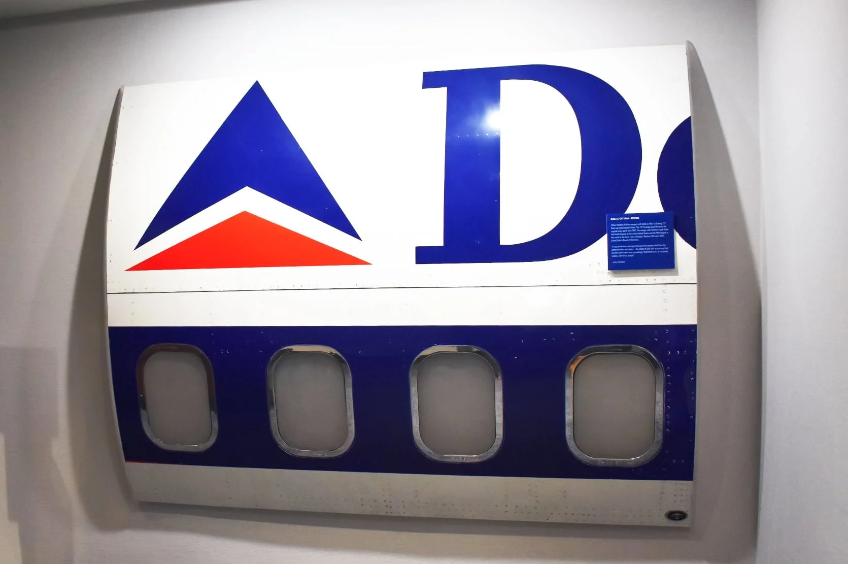 airport lobby renovation atlanta.jpg