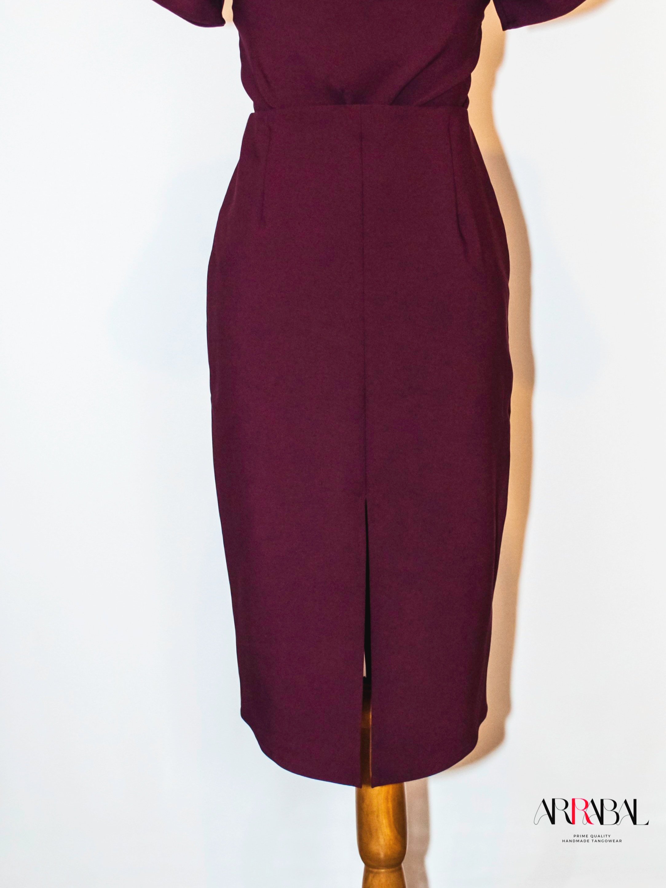 Sacada Burgundy Stretch Tango Pencil Skirt with Back Slit – Elegant & Flexible for Tango Dancing