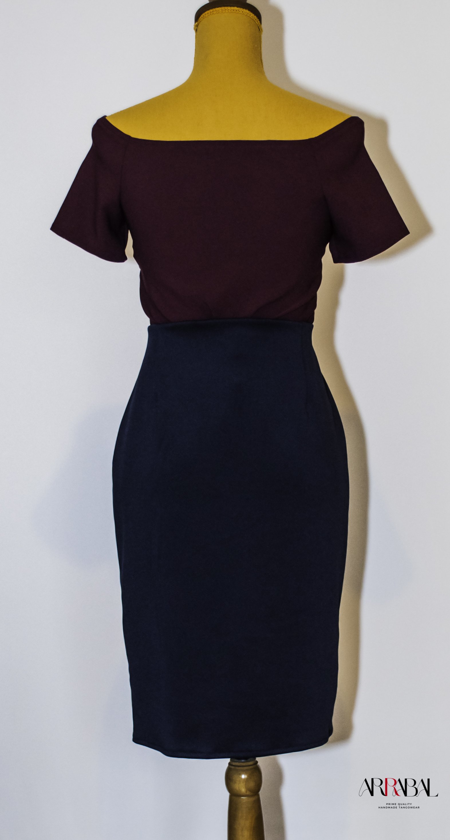 Lapiz Navy Blue Tango Skirt with Thigh Slit - Comfortable & Elegant for Tango Dancing