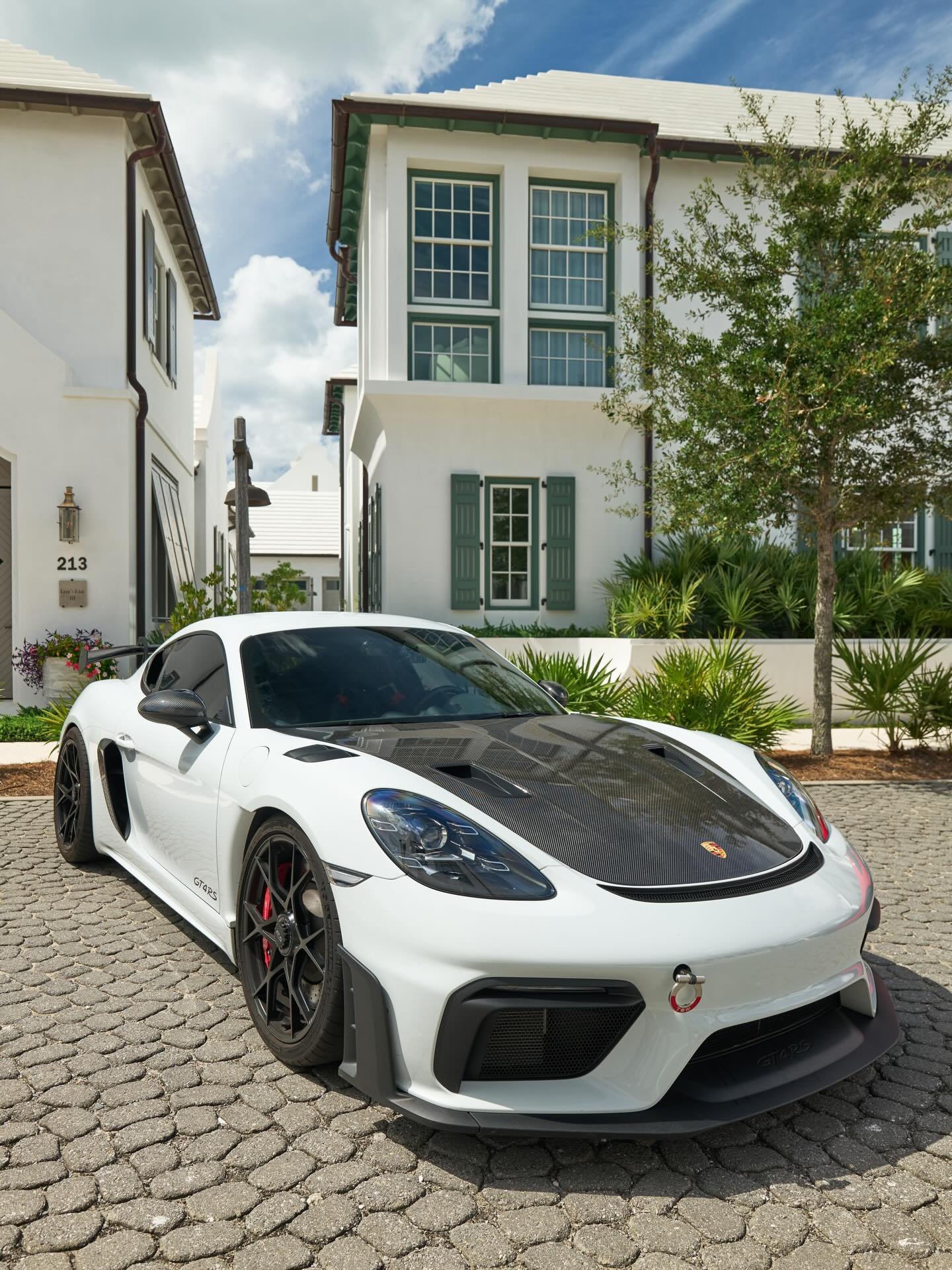 Because racecar 🏁

@alysbeach @dupontregistry @jes_simpson @porscheusa #carsof30a #alysbeach #porsche #gt4rs #supercars