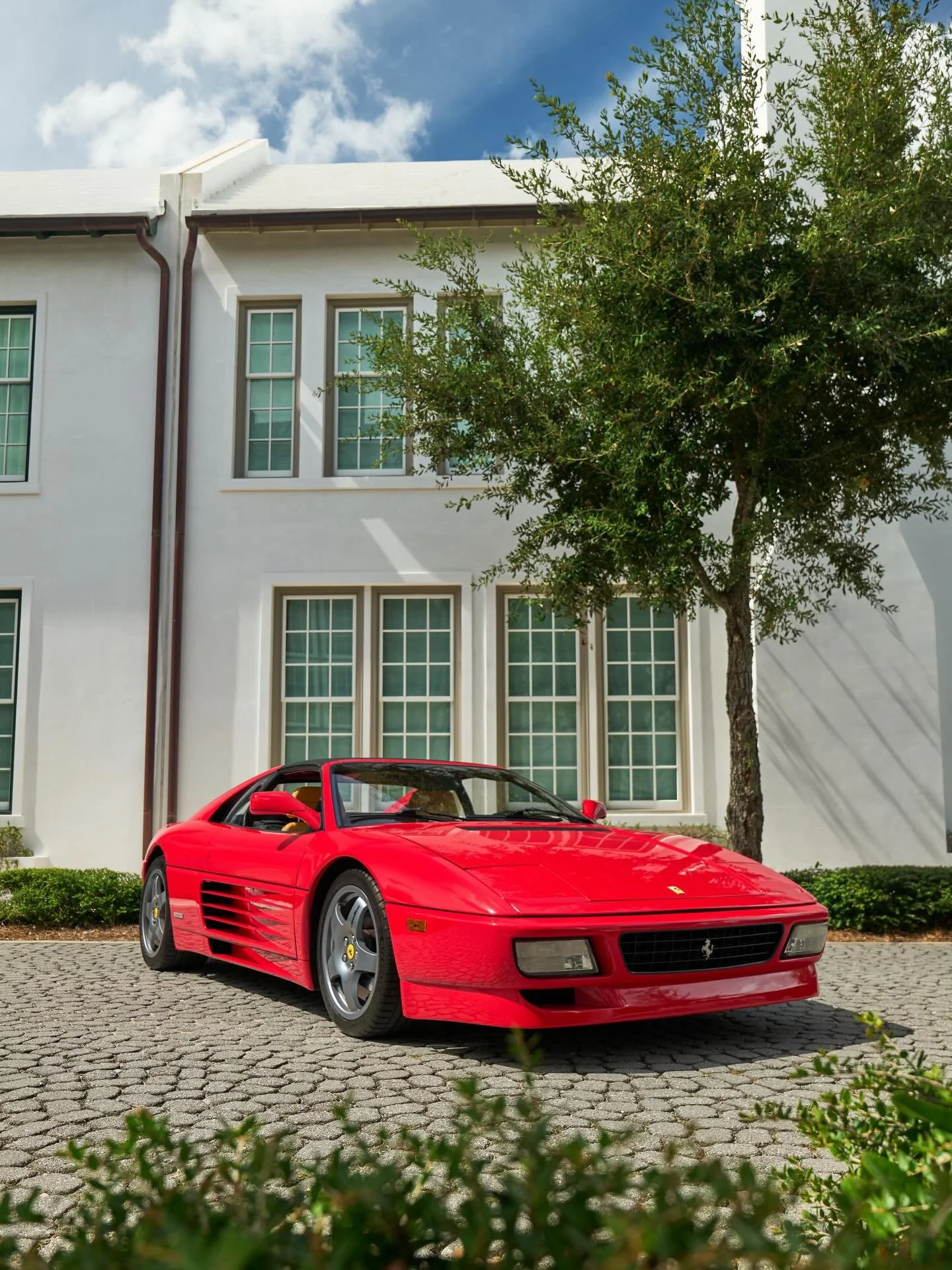 &lsquo;Tis the season 🎄 

📷 @razkrog 

@alysbeach @ferrariusa #carsof30a #alysbeach #supercars #ferrari #luxurylifestyle
